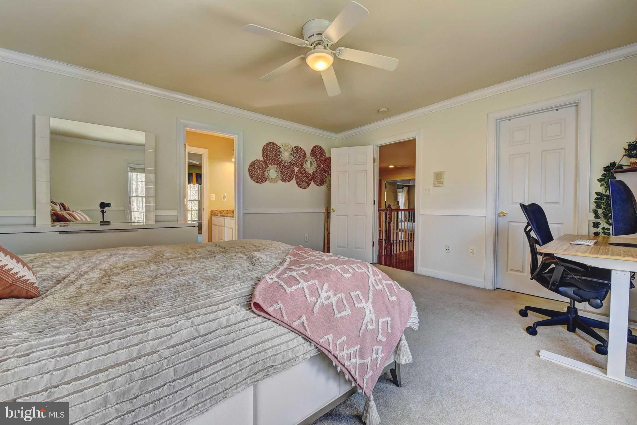 LEEHIGH VILLAGE - Residential