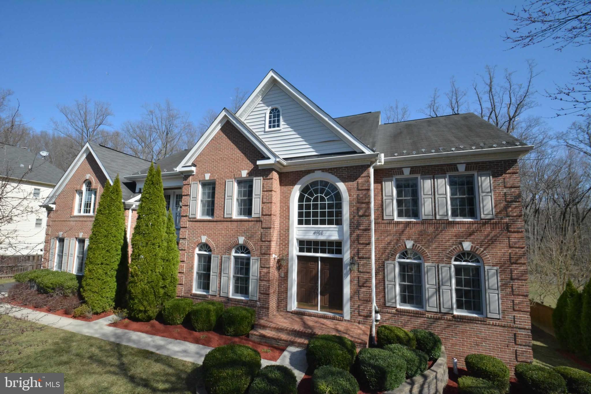 LEEHIGH VILLAGE - Residential