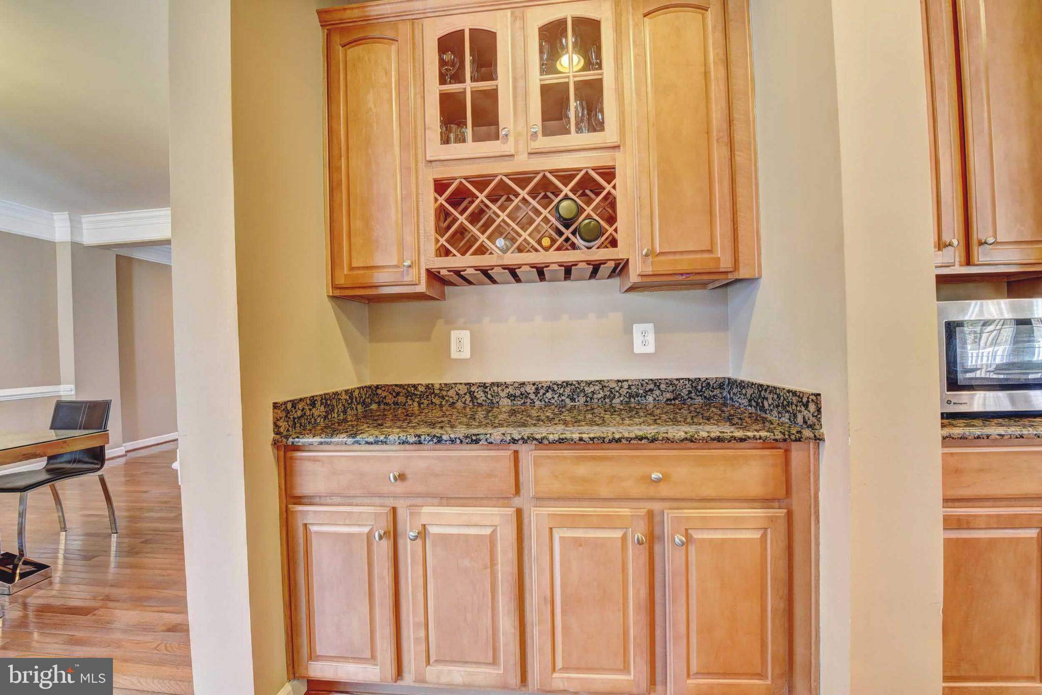 LEEHIGH VILLAGE - Residential