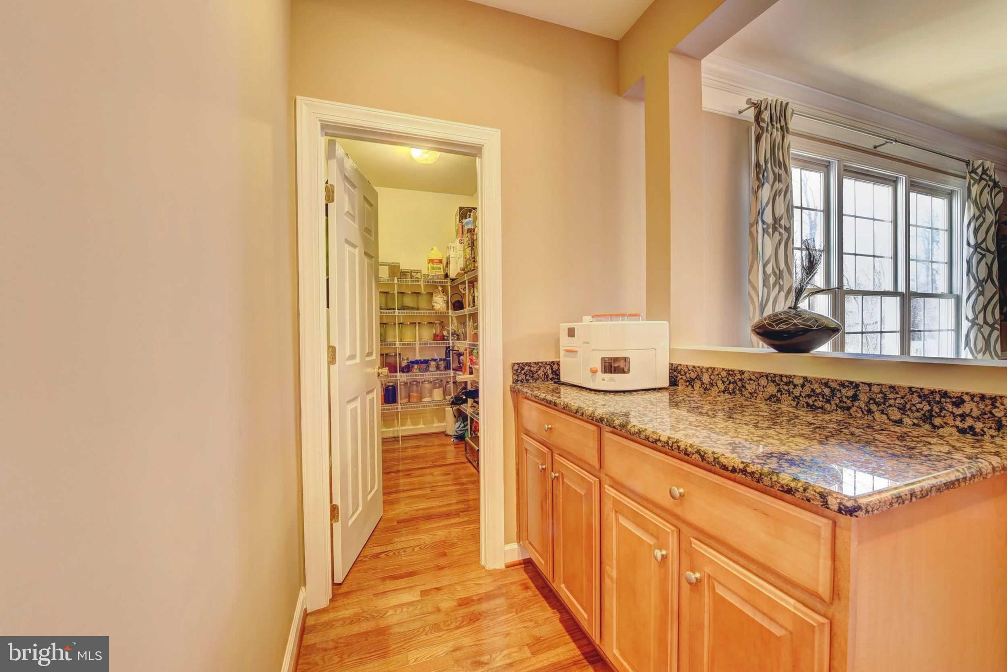 LEEHIGH VILLAGE - Residential