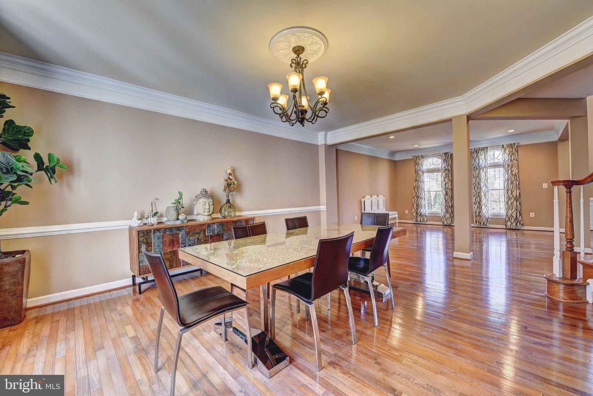 LEEHIGH VILLAGE - Residential