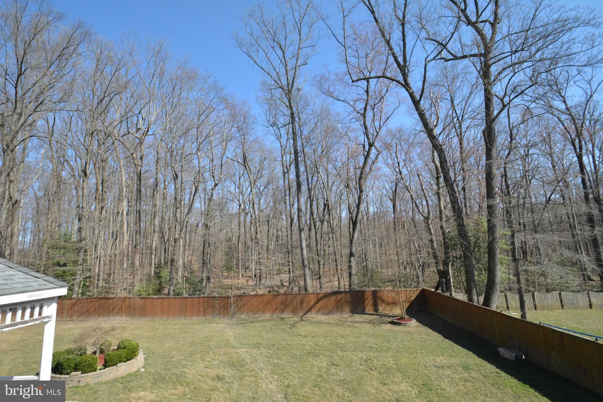 LEEHIGH VILLAGE - Residential