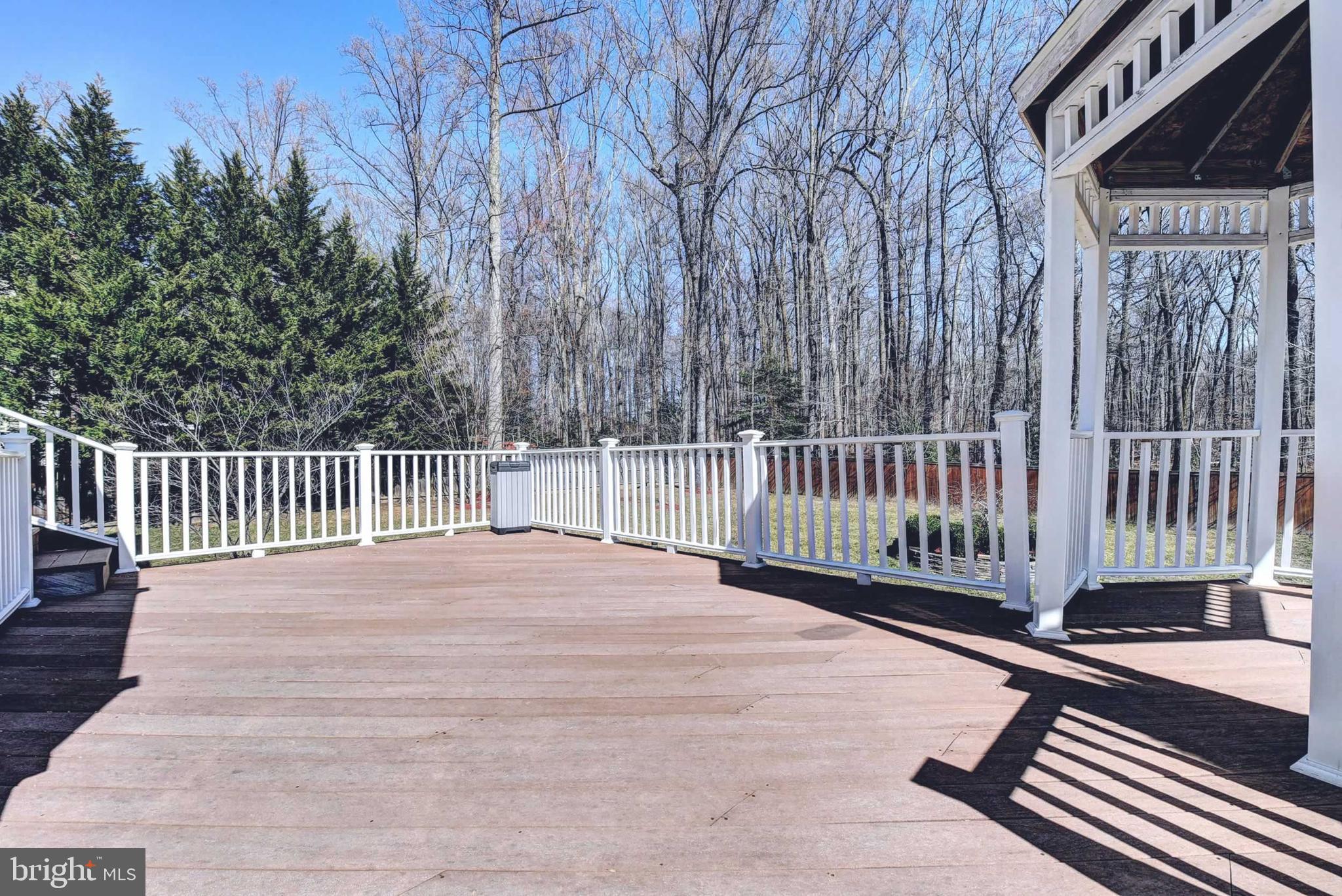 LEEHIGH VILLAGE - Residential