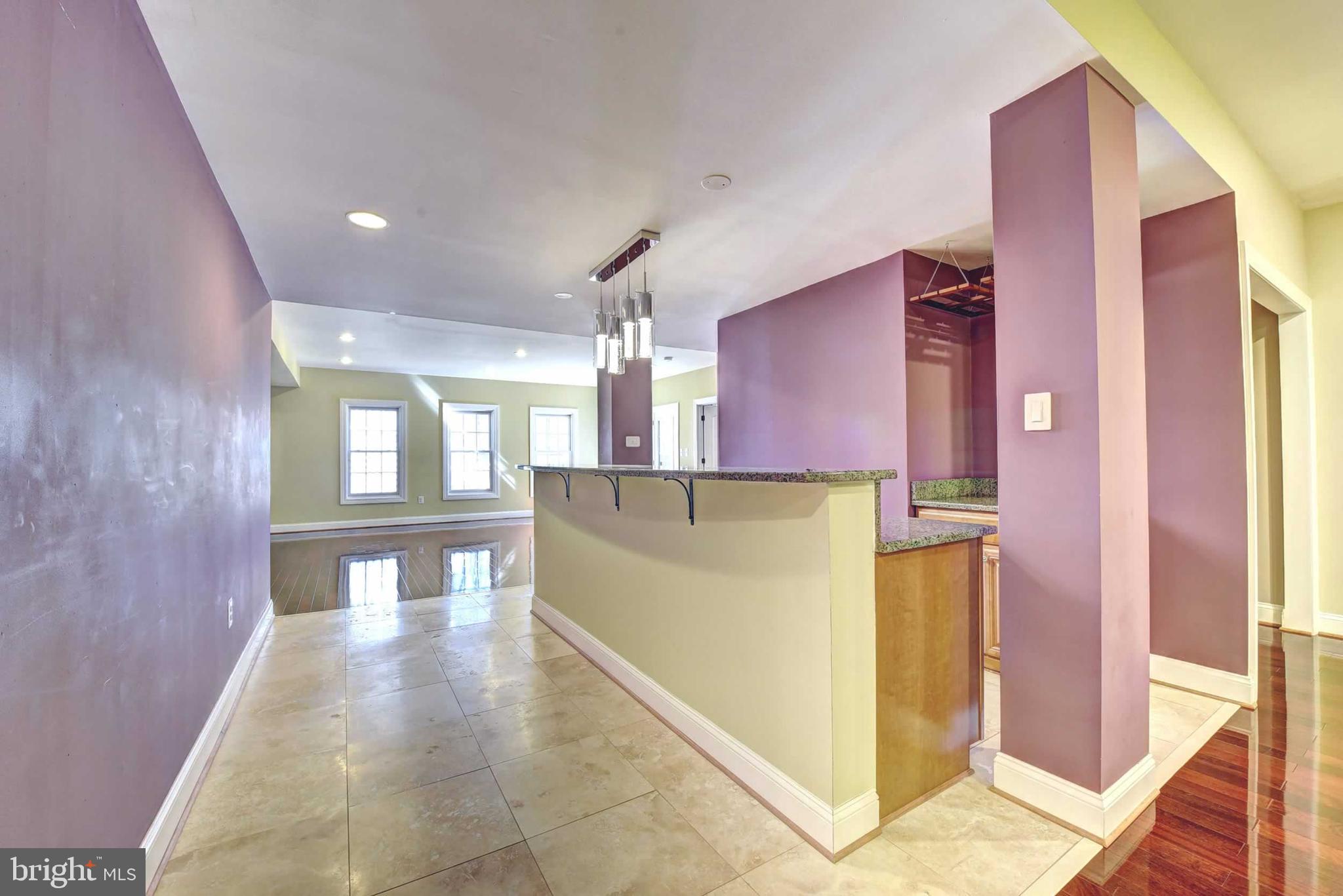 LEEHIGH VILLAGE - Residential