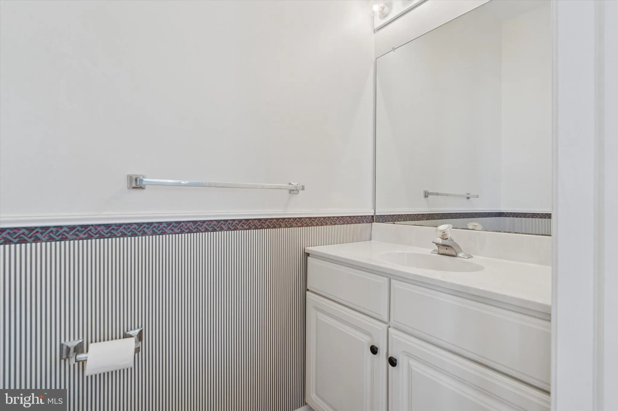 Conshohocken, Pennsylvania 19428, United States, 3 Bedrooms Bedrooms, ,3 BathroomsBathrooms,Residential,Active,127110