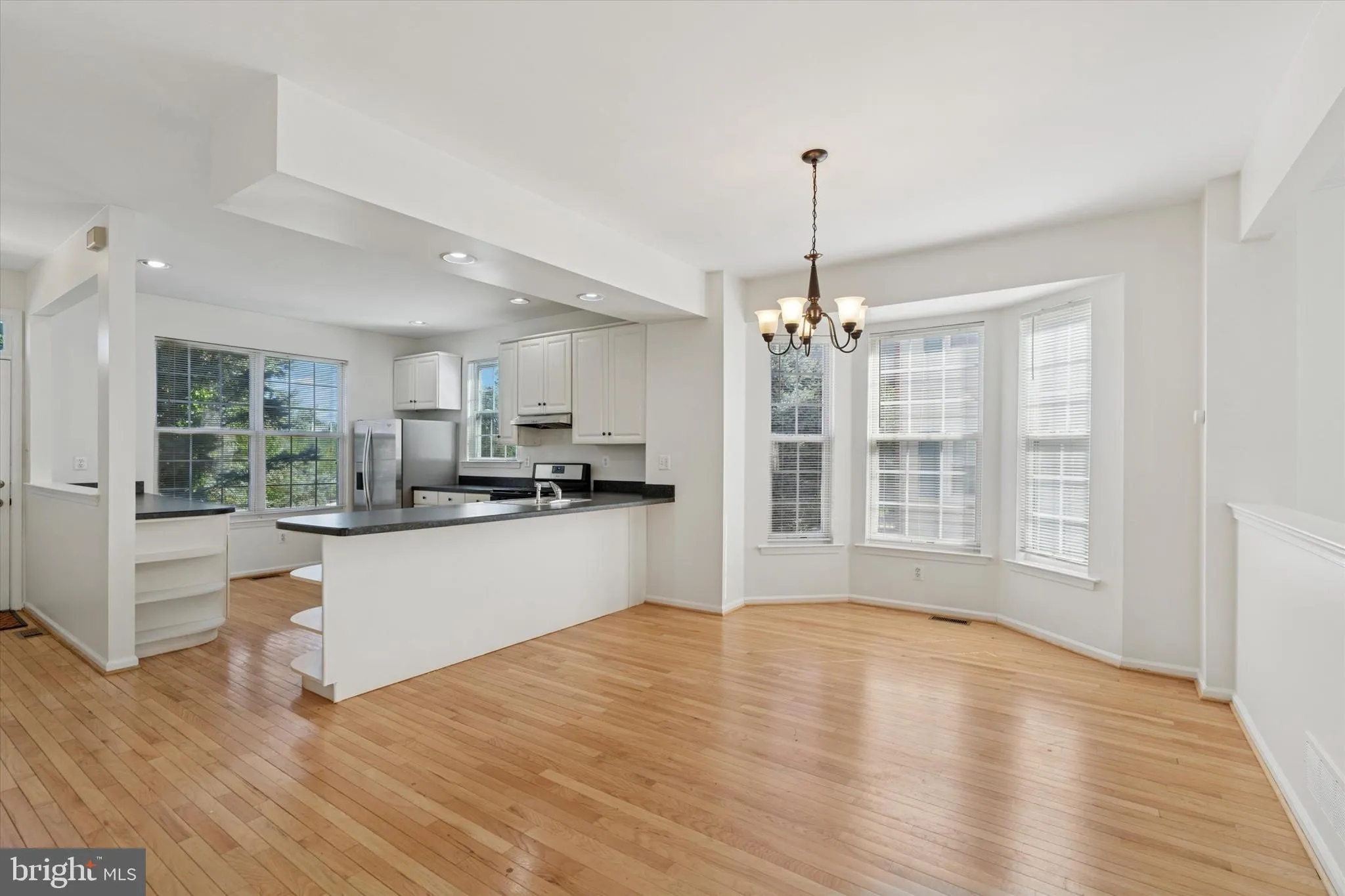 Conshohocken, Pennsylvania 19428, United States, 3 Bedrooms Bedrooms, ,3 BathroomsBathrooms,Residential,Active,127110