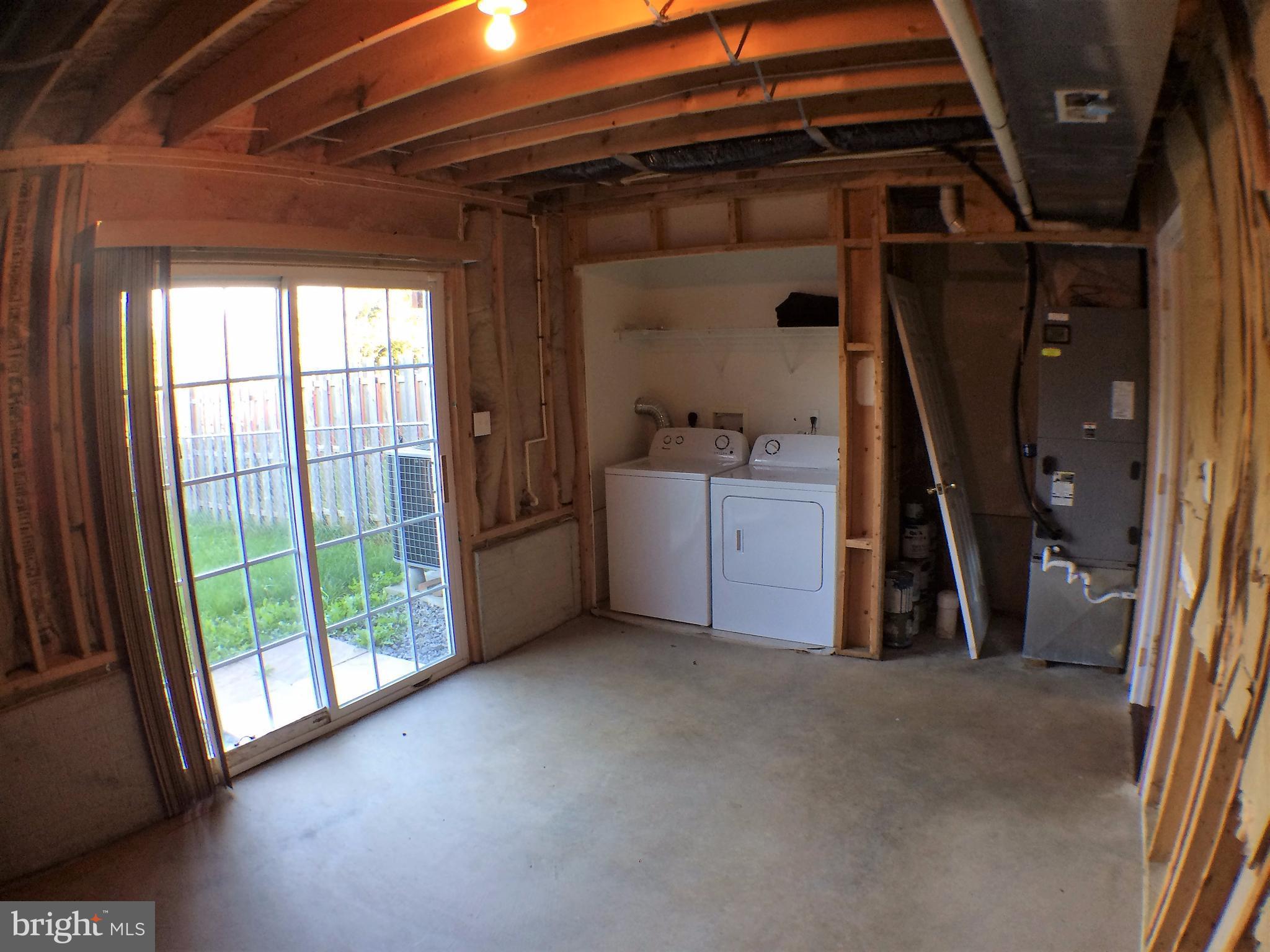 TOWNES OF TOPAZ - Residential Lease