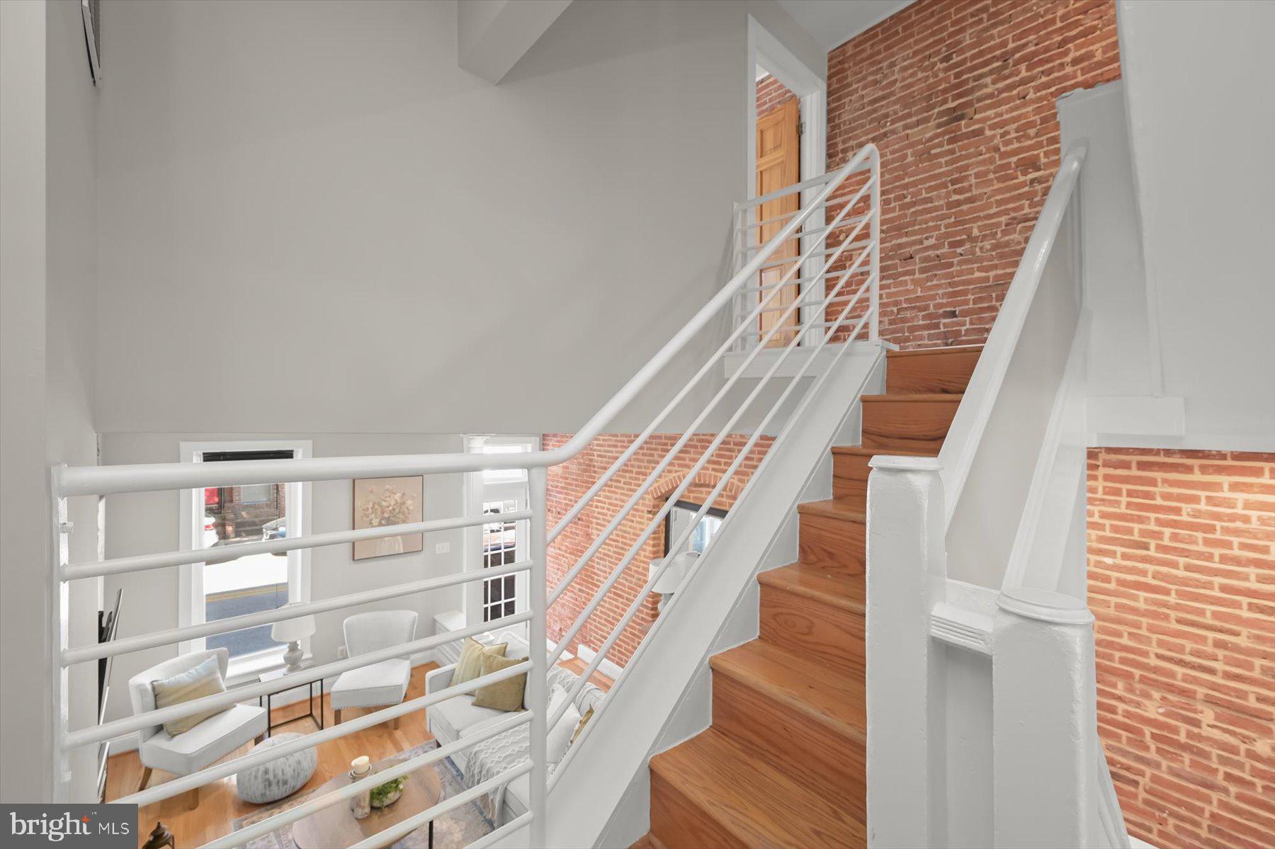 RIVERSIDE - Residential