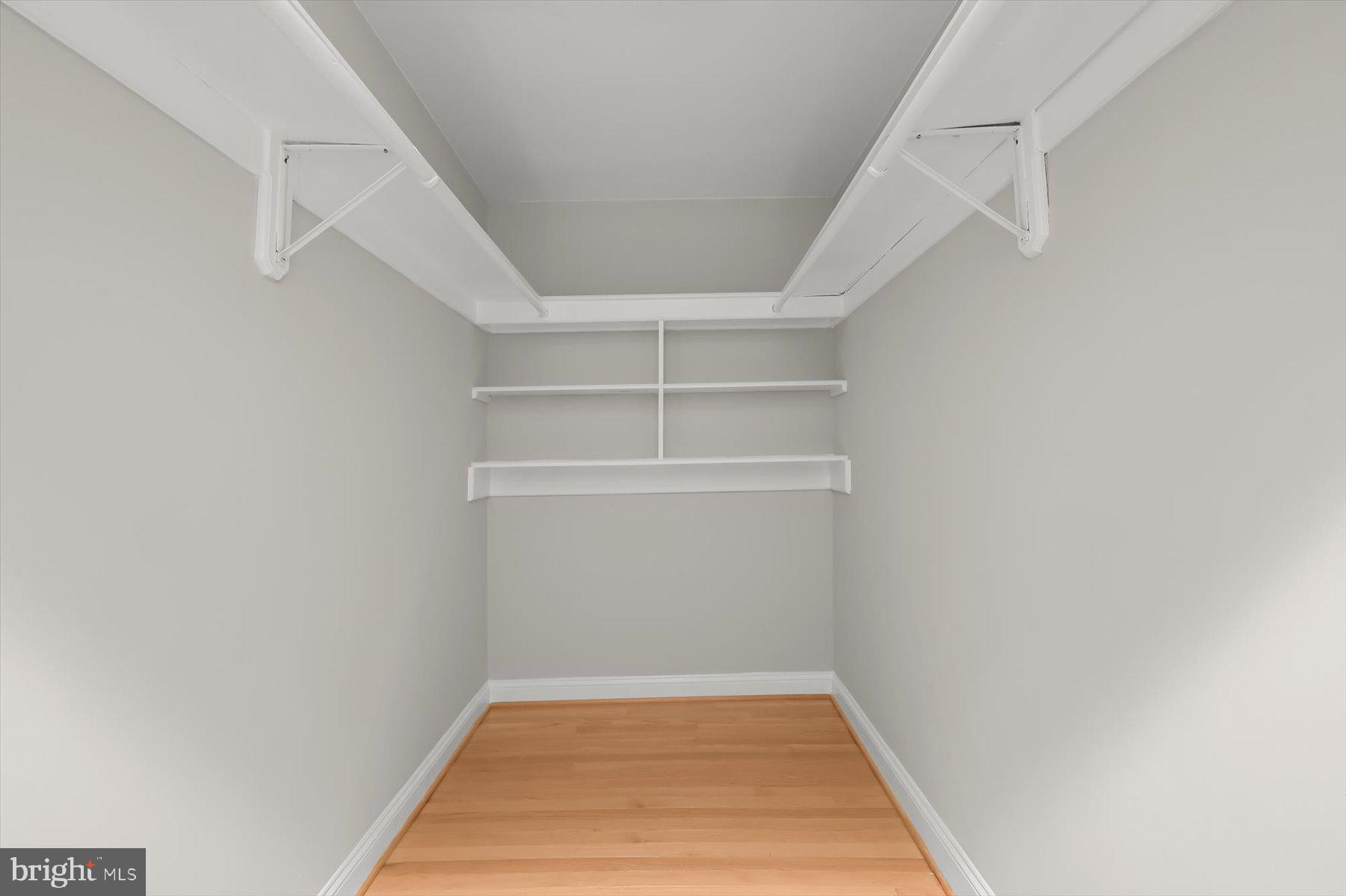 RIVERSIDE - Residential