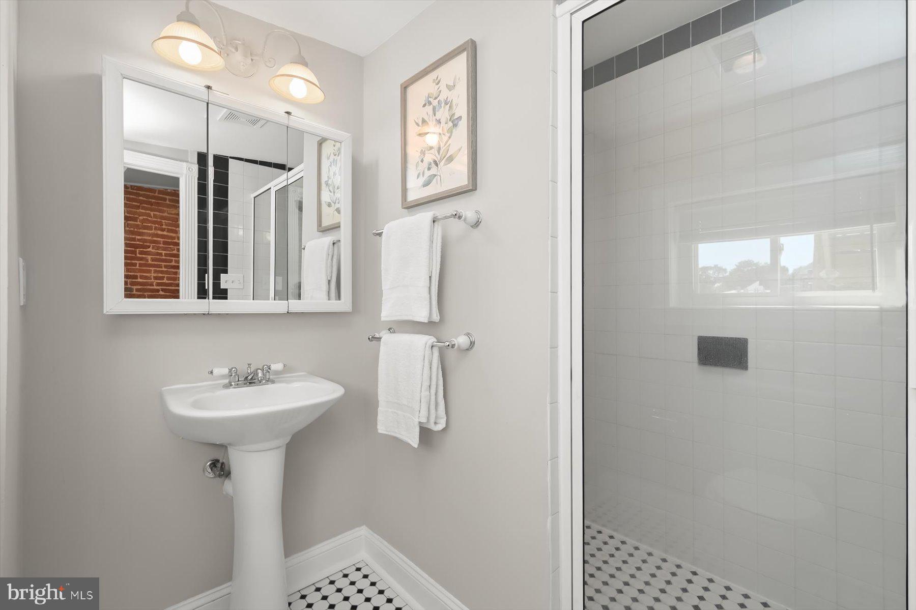 RIVERSIDE - Residential