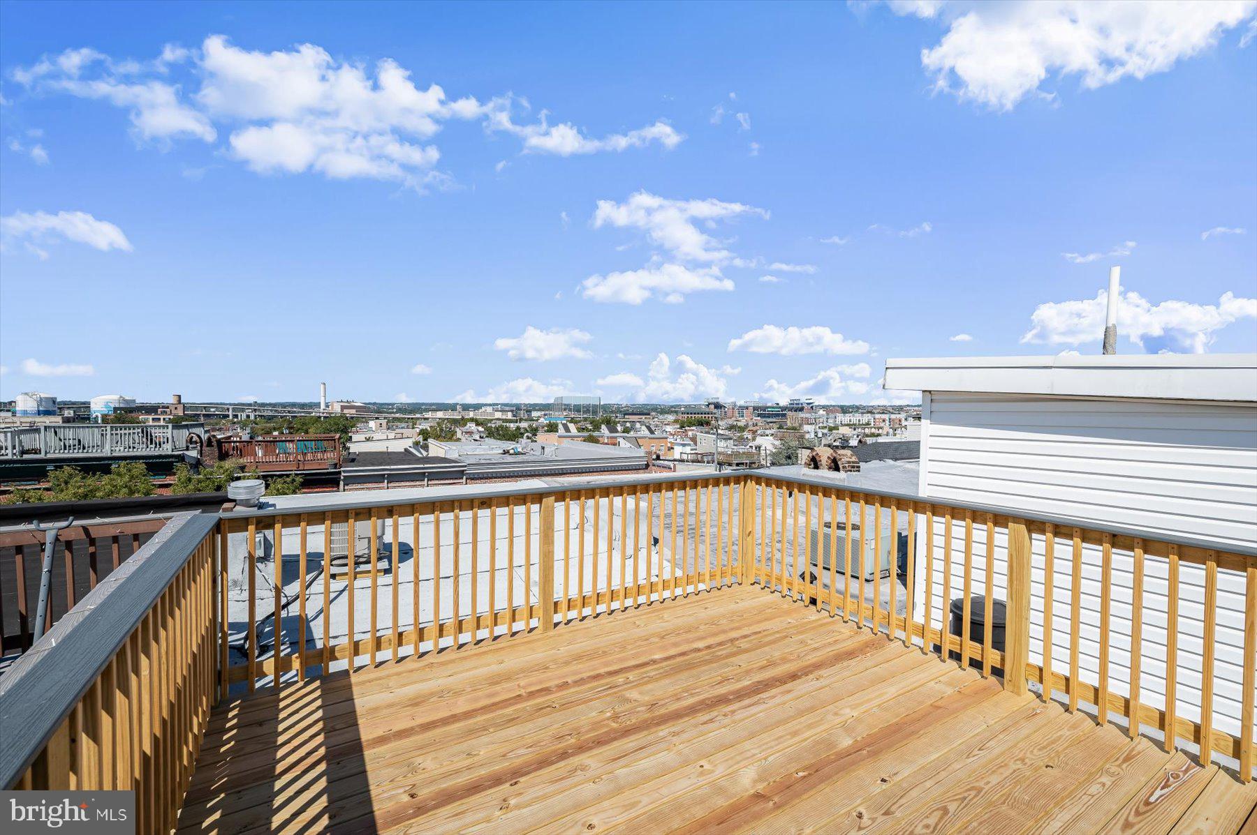 RIVERSIDE - Residential