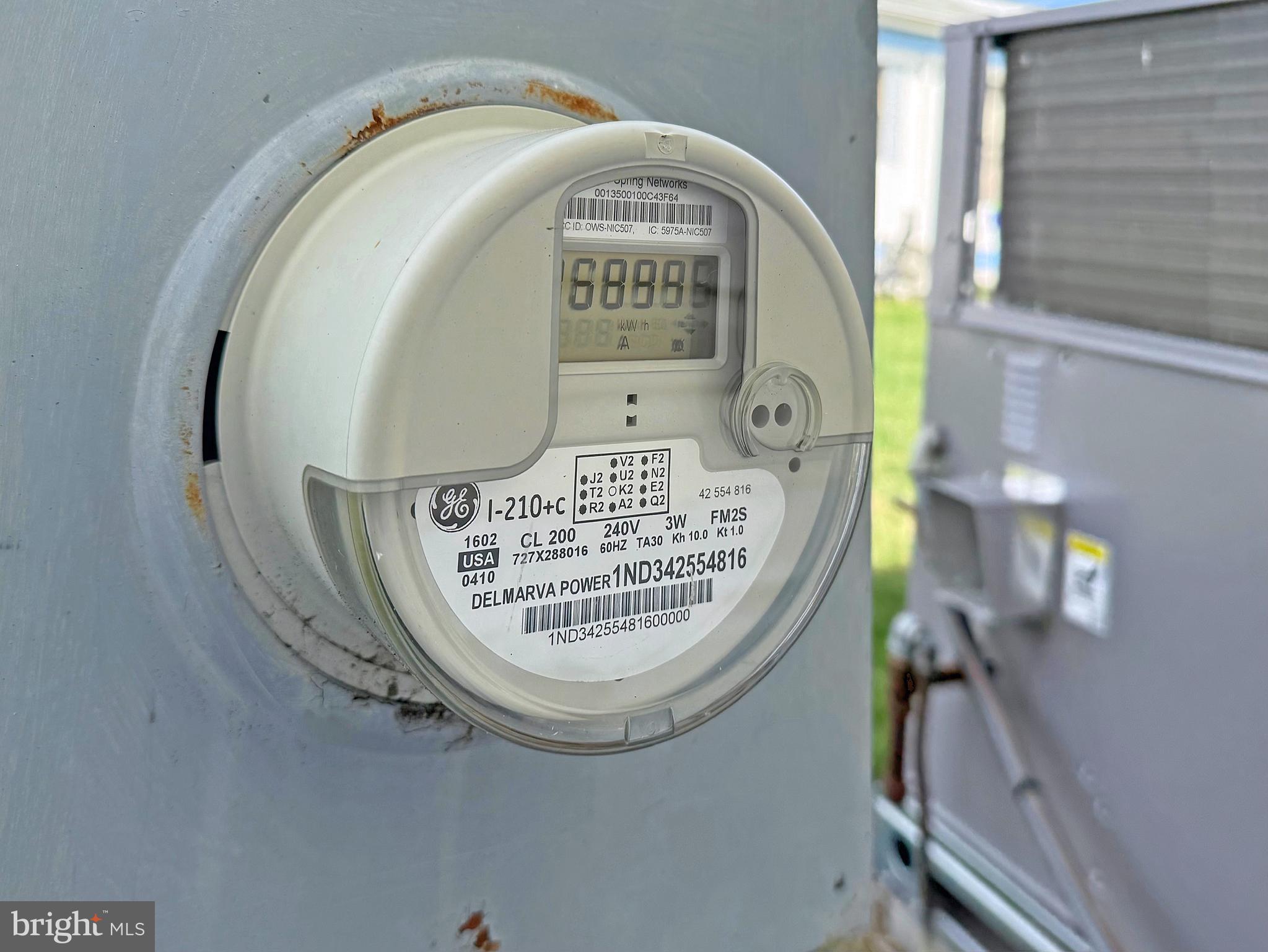 COLONIAL EAST - Residential