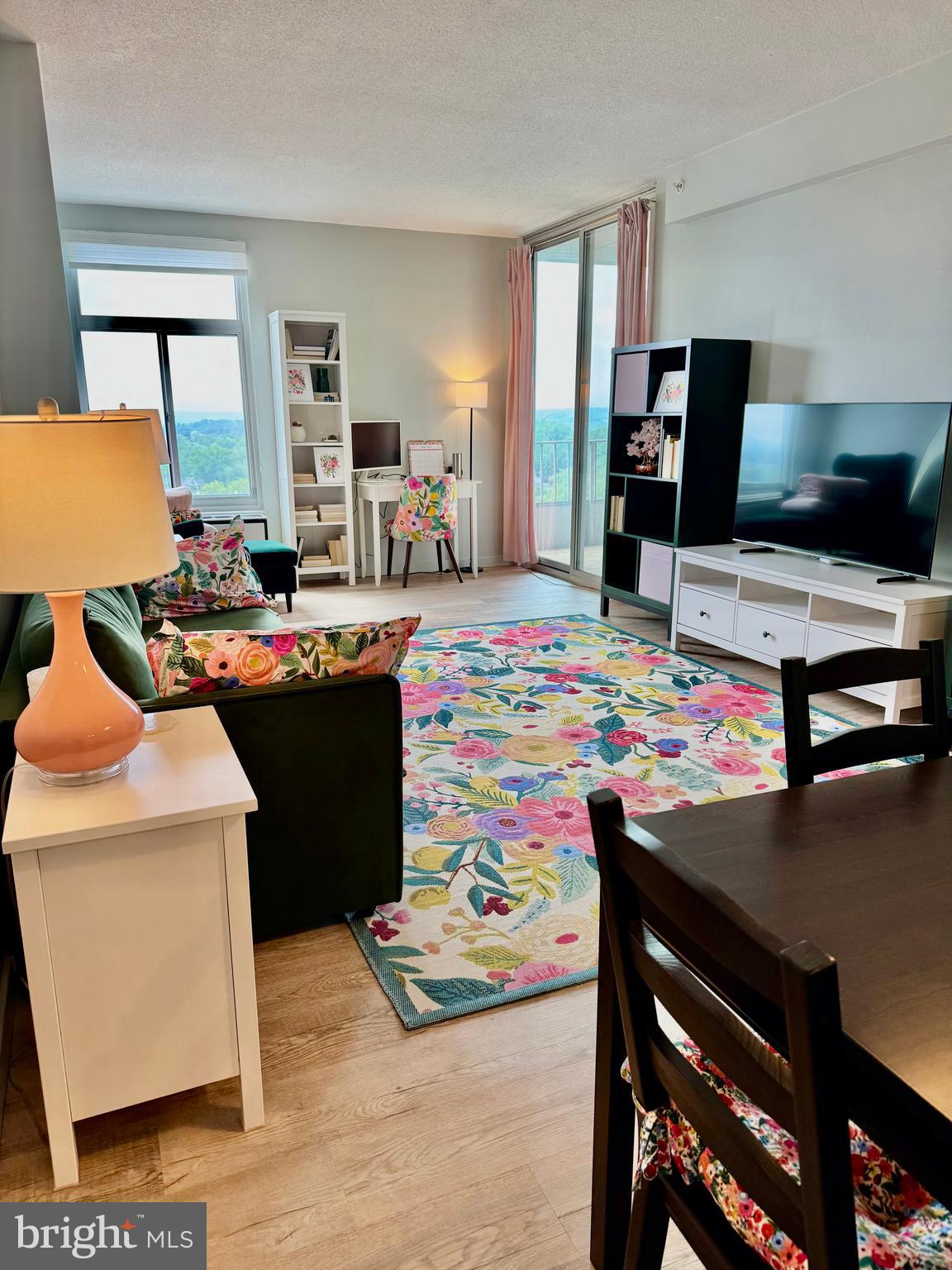 28 ALLEGHENY AVENUE 1800