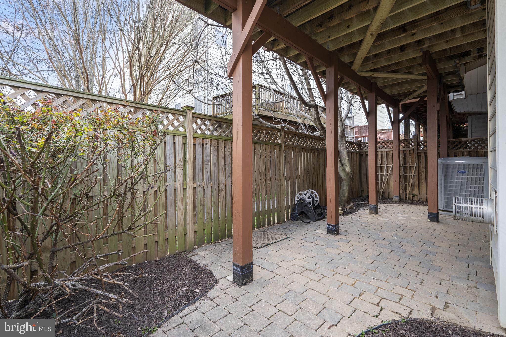 PROVIDENCE PARK - Residential