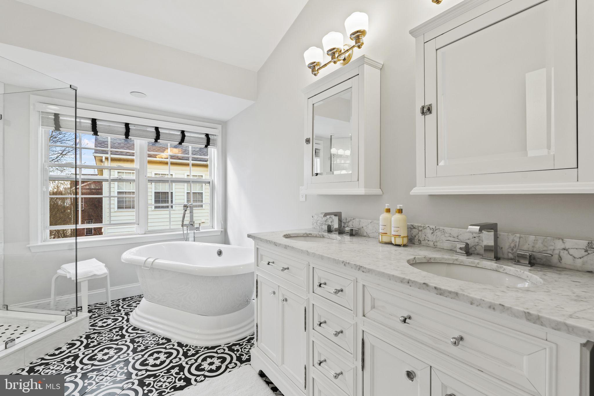 PROVIDENCE PARK - Residential