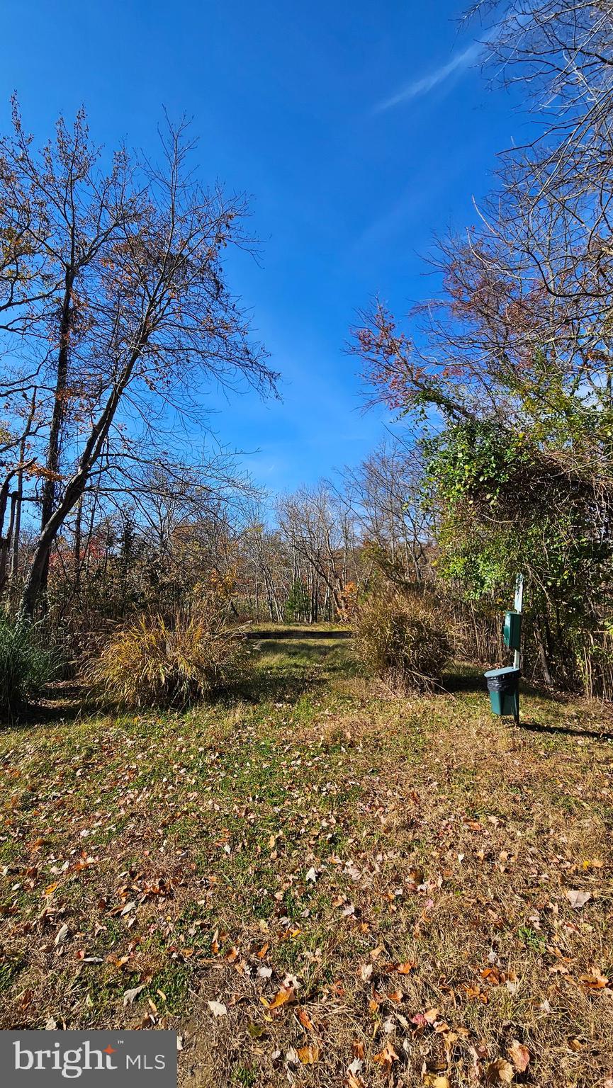 OYSTER HARBOR - Land