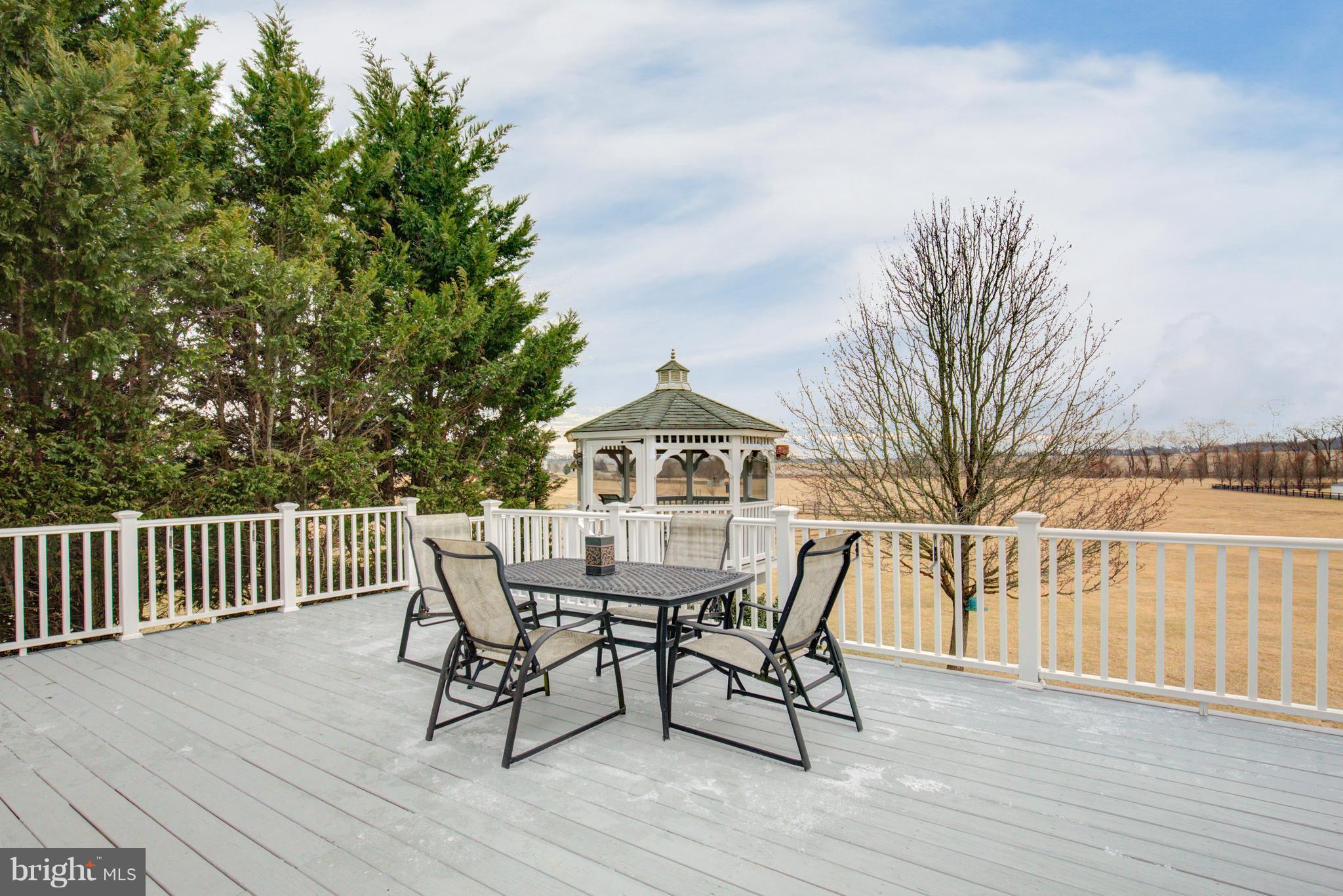 SPRUCE HILL ESTATES - Residential