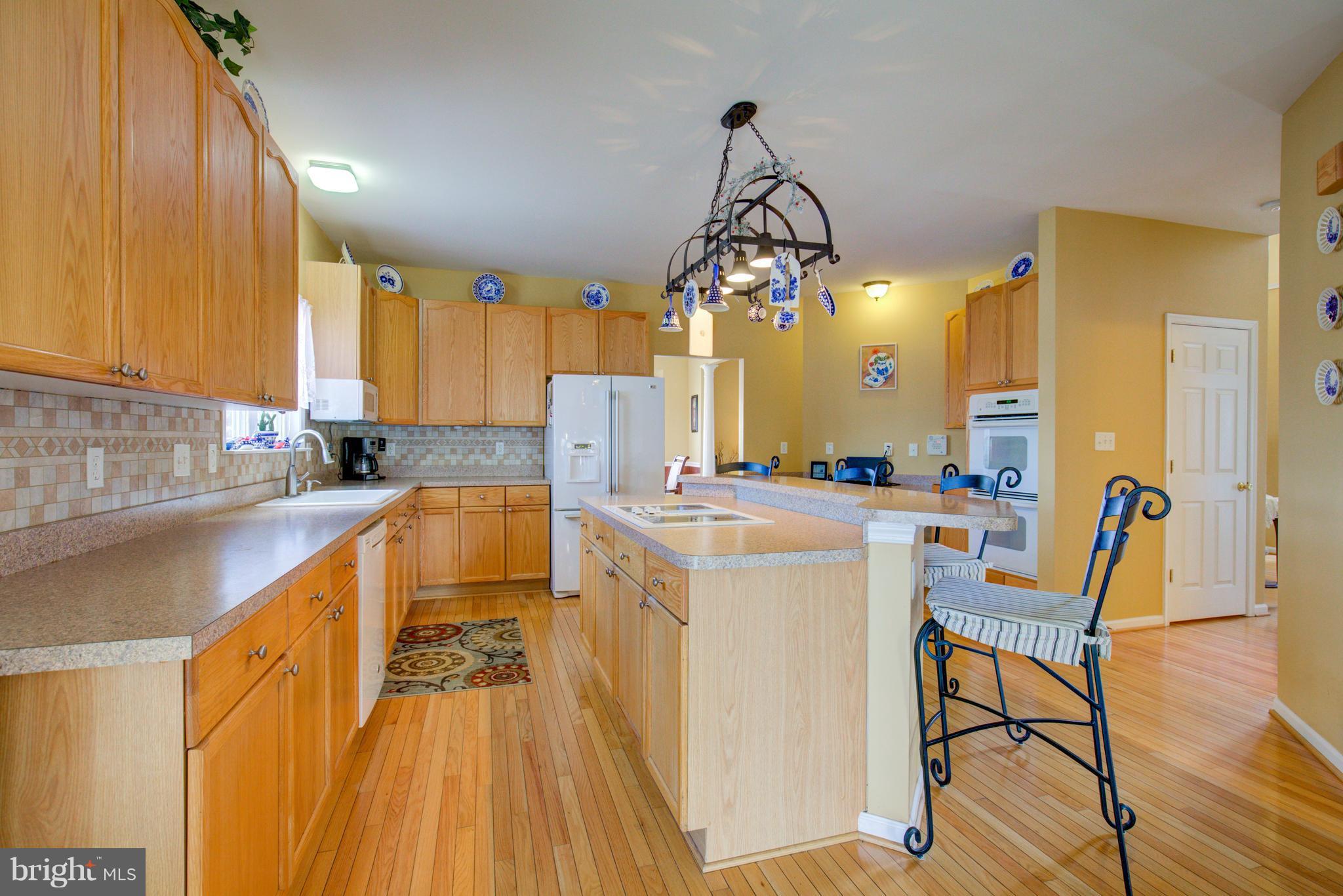 SPRUCE HILL ESTATES - Residential