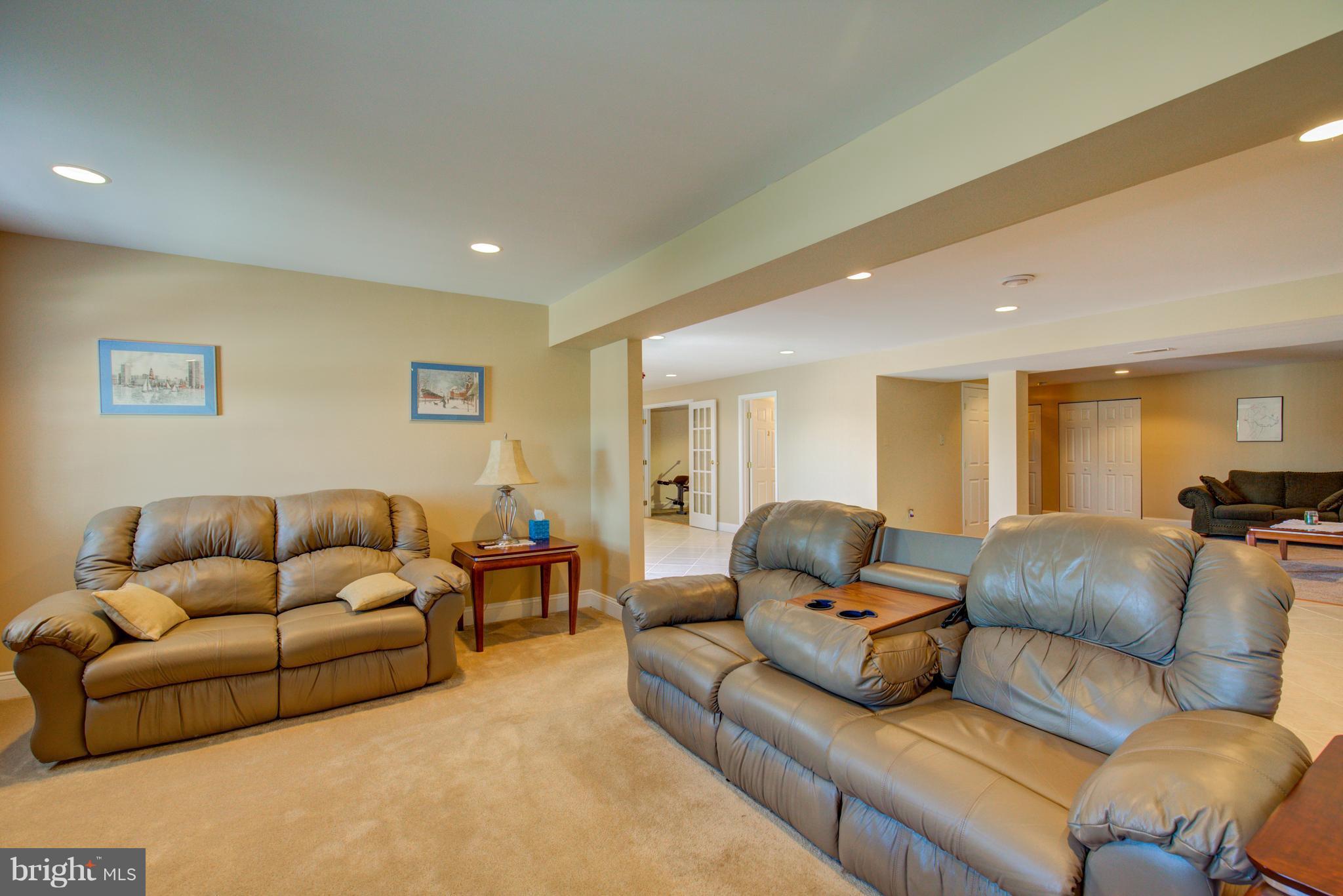 SPRUCE HILL ESTATES - Residential