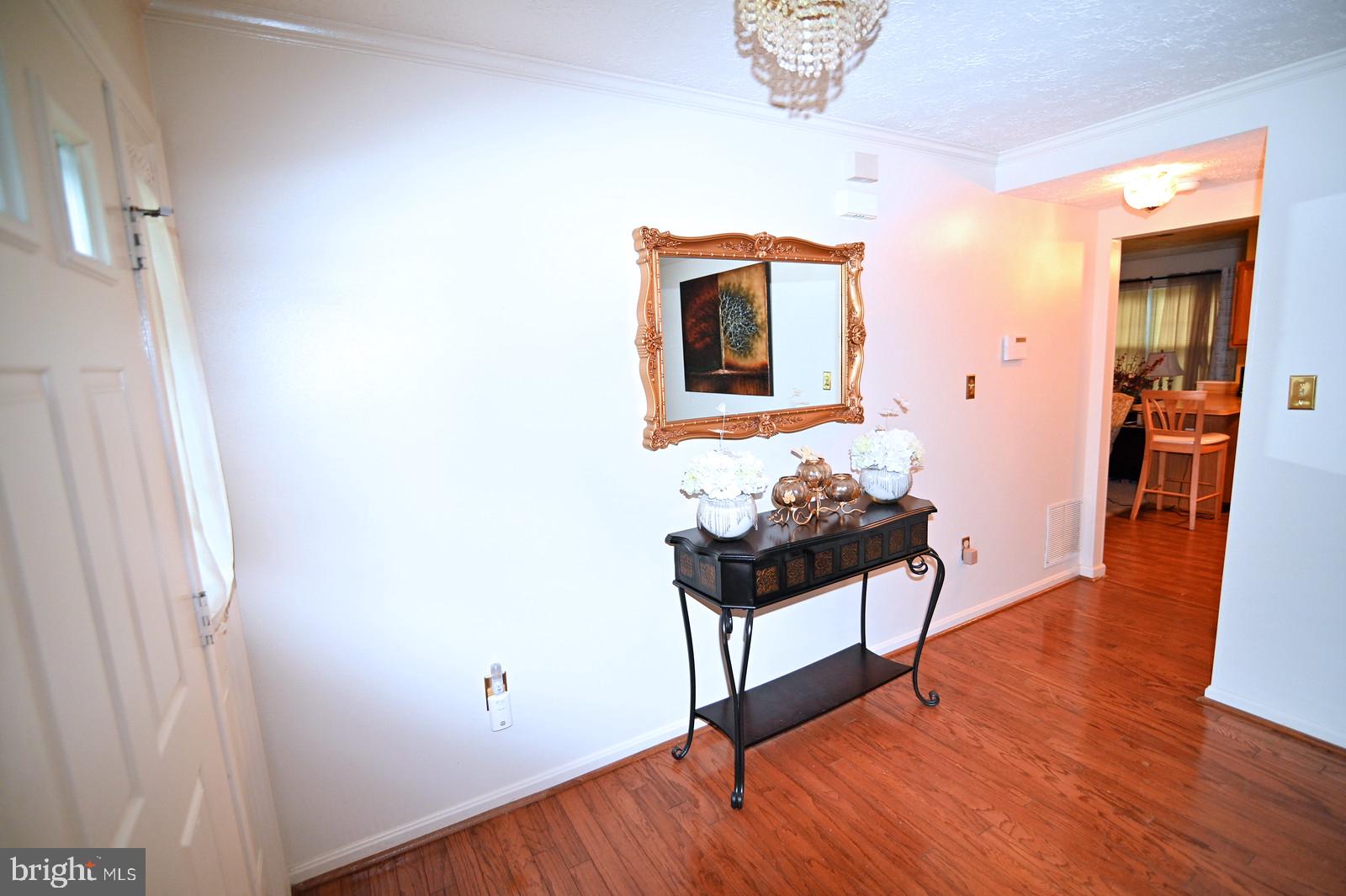 DORCHESTER - ST. CHARLES - Residential