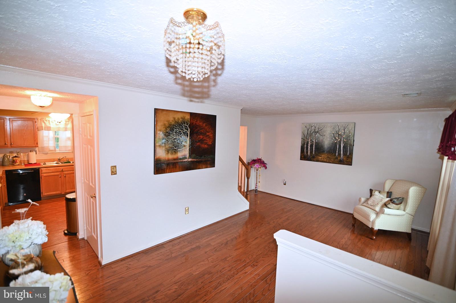 DORCHESTER - ST. CHARLES - Residential