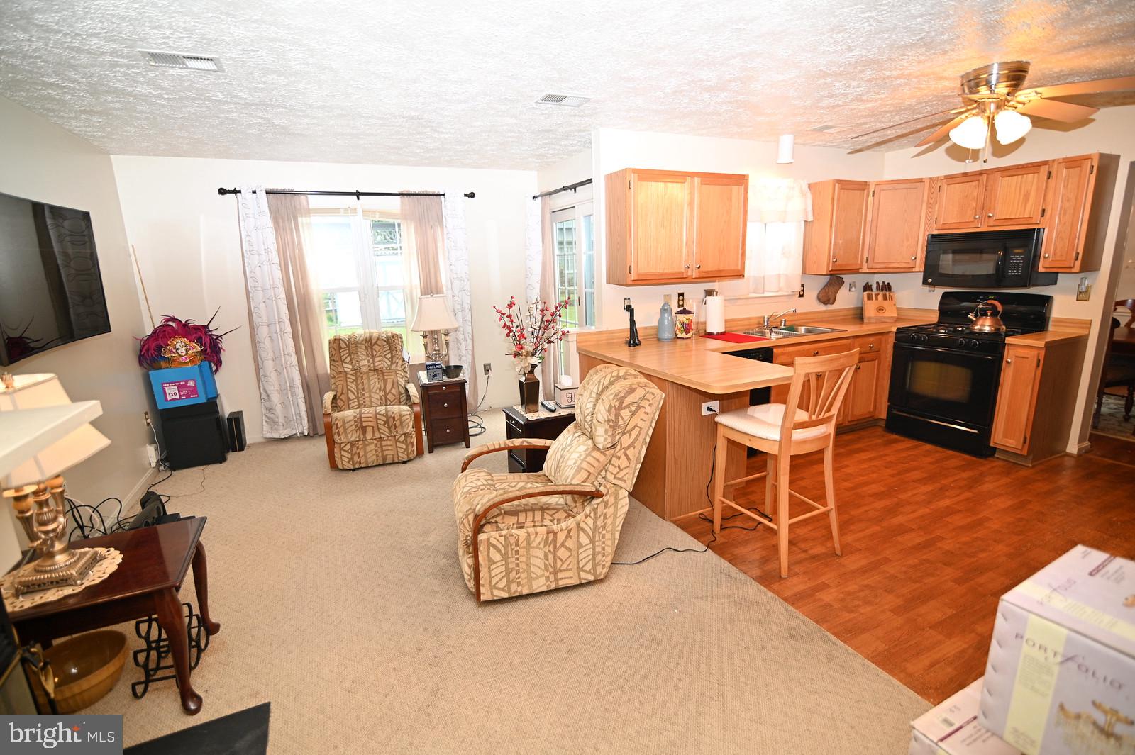 DORCHESTER - ST. CHARLES - Residential