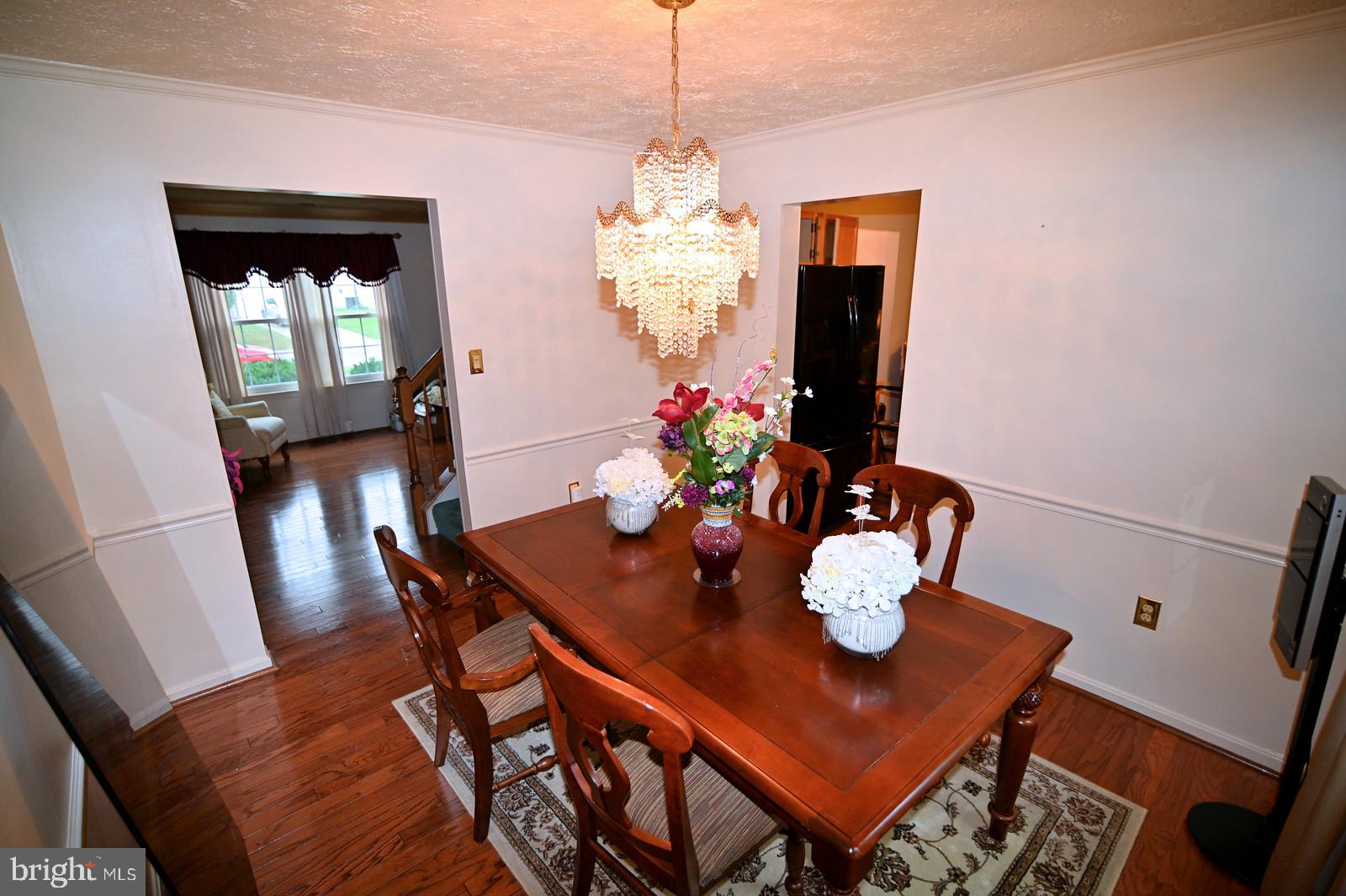 DORCHESTER - ST. CHARLES - Residential