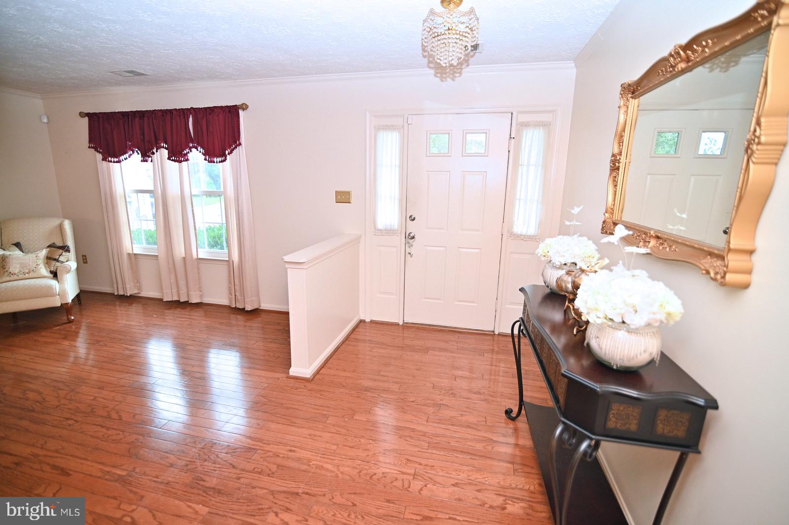 DORCHESTER - ST. CHARLES - Residential