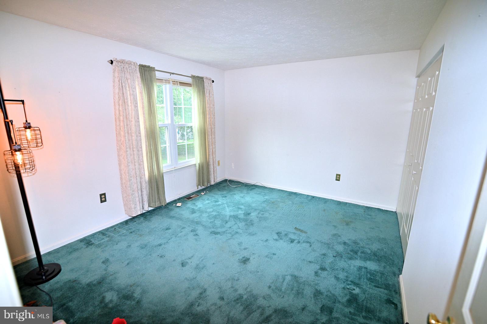 DORCHESTER - ST. CHARLES - Residential