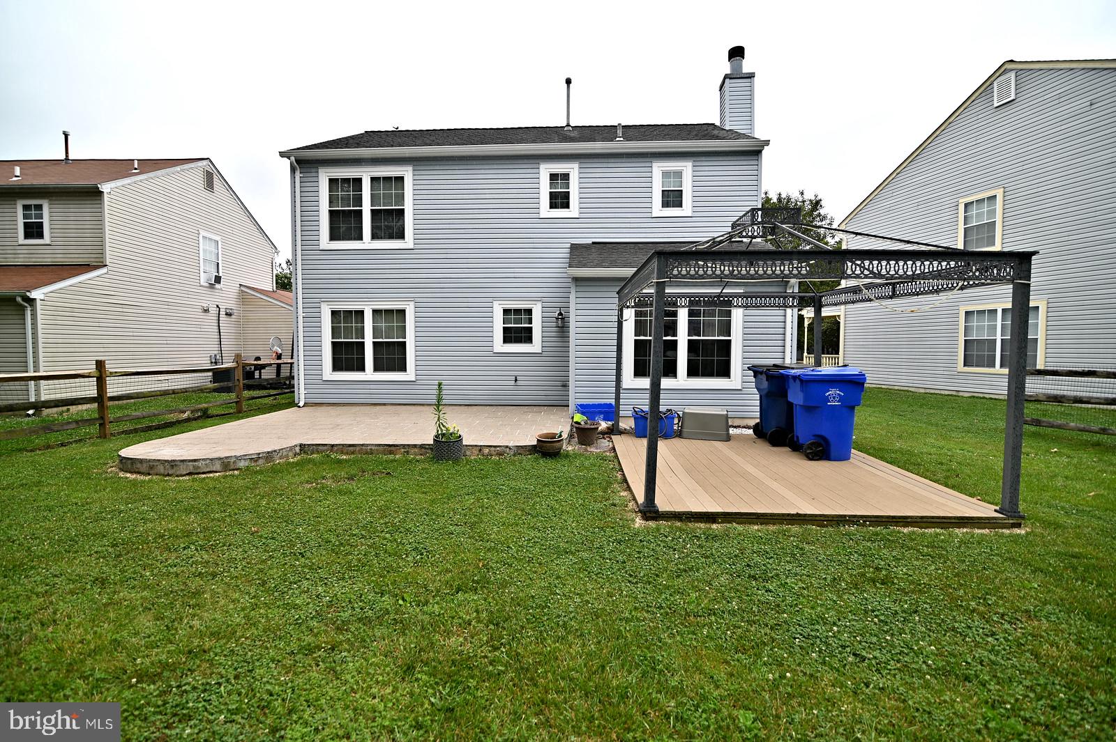 DORCHESTER - ST. CHARLES - Residential