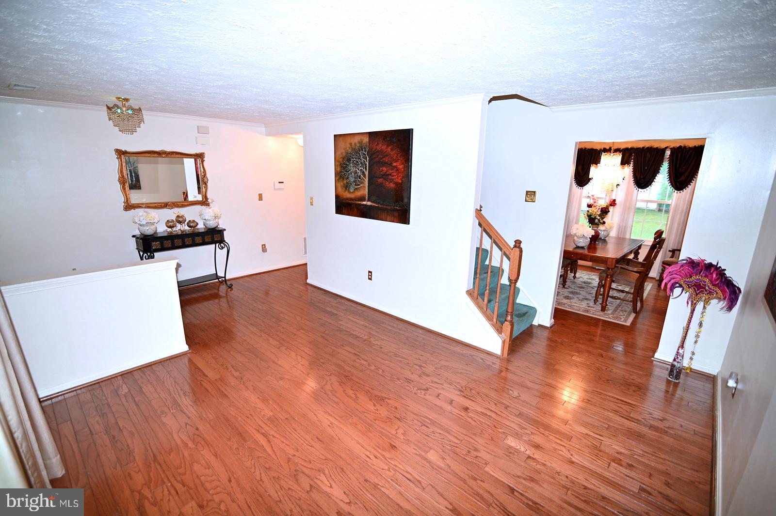 DORCHESTER - ST. CHARLES - Residential