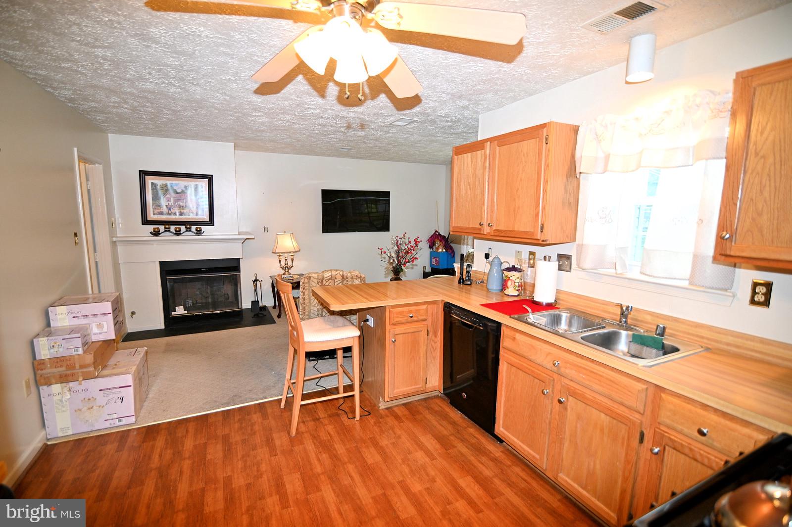 DORCHESTER - ST. CHARLES - Residential