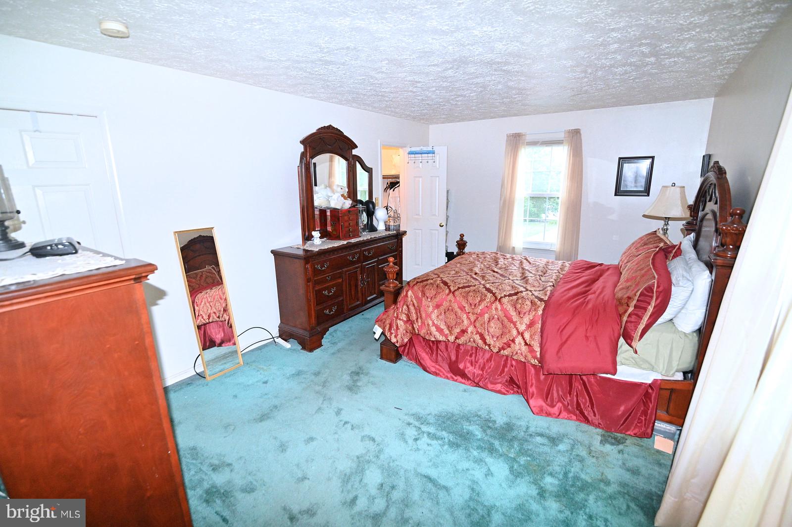 DORCHESTER - ST. CHARLES - Residential