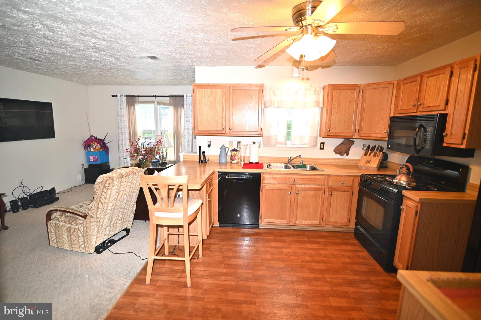 DORCHESTER - ST. CHARLES - Residential