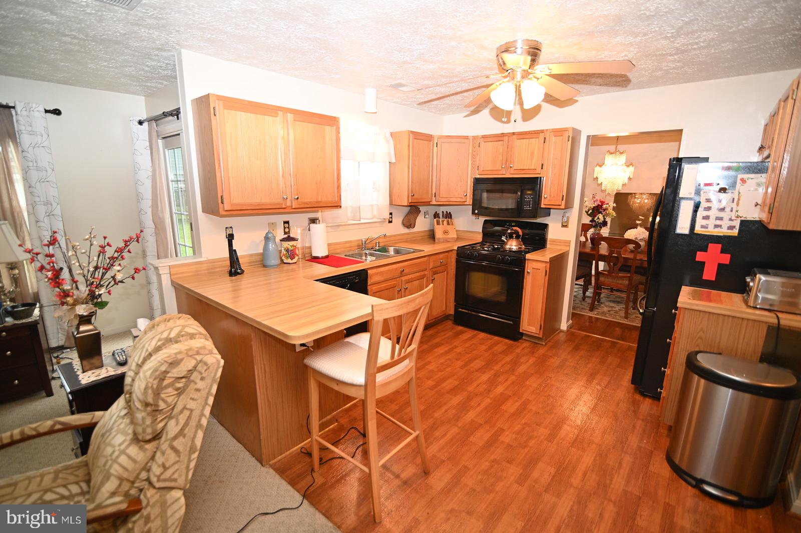 DORCHESTER - ST. CHARLES - Residential