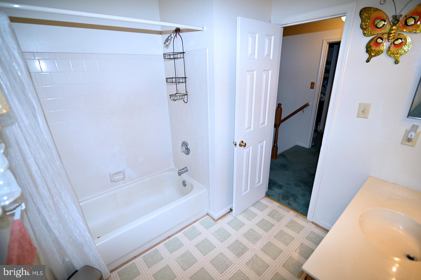 DORCHESTER - ST. CHARLES - Residential