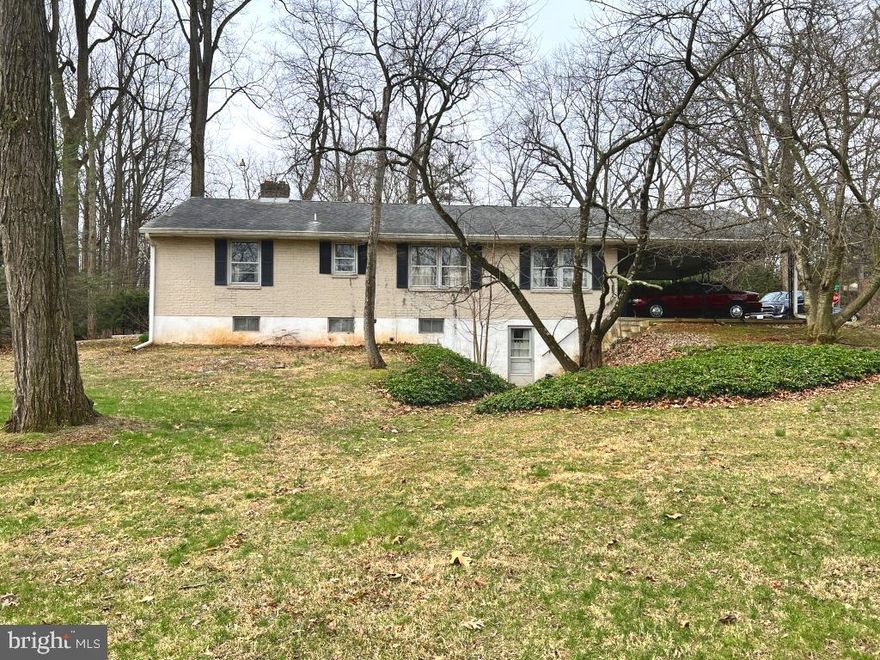 This property will be offered at Public Auction on Saturday, May 16, 2026 @ 12pm.  The listing price is the opening bid only and in no way reflects the final sale price.  10% down due at auction, 2% transfer tax to be paid by the purchaser, real estate taxes prorated. This inviting 3-bedroom home in Middletown offers a convenient location with easy access to Routes 230 & 283, making commuting a breeze. The main level features a comfortable living room, a well-appointed kitchen, and a dining area—perfect for everyday living and entertaining. Three bedrooms and two full bathrooms provide plenty of space for family or guests. Additional amenities include an unfinished basement with a dedicated laundry area, offering ample storage and potential for future living space, as well as a storage shed for all your outdoor equipment and tools. The home is in need of cosmetic restoration, presenting a great opportunity to add your own personal touch and value. Don’t miss your chance to own a well-located and functional property!