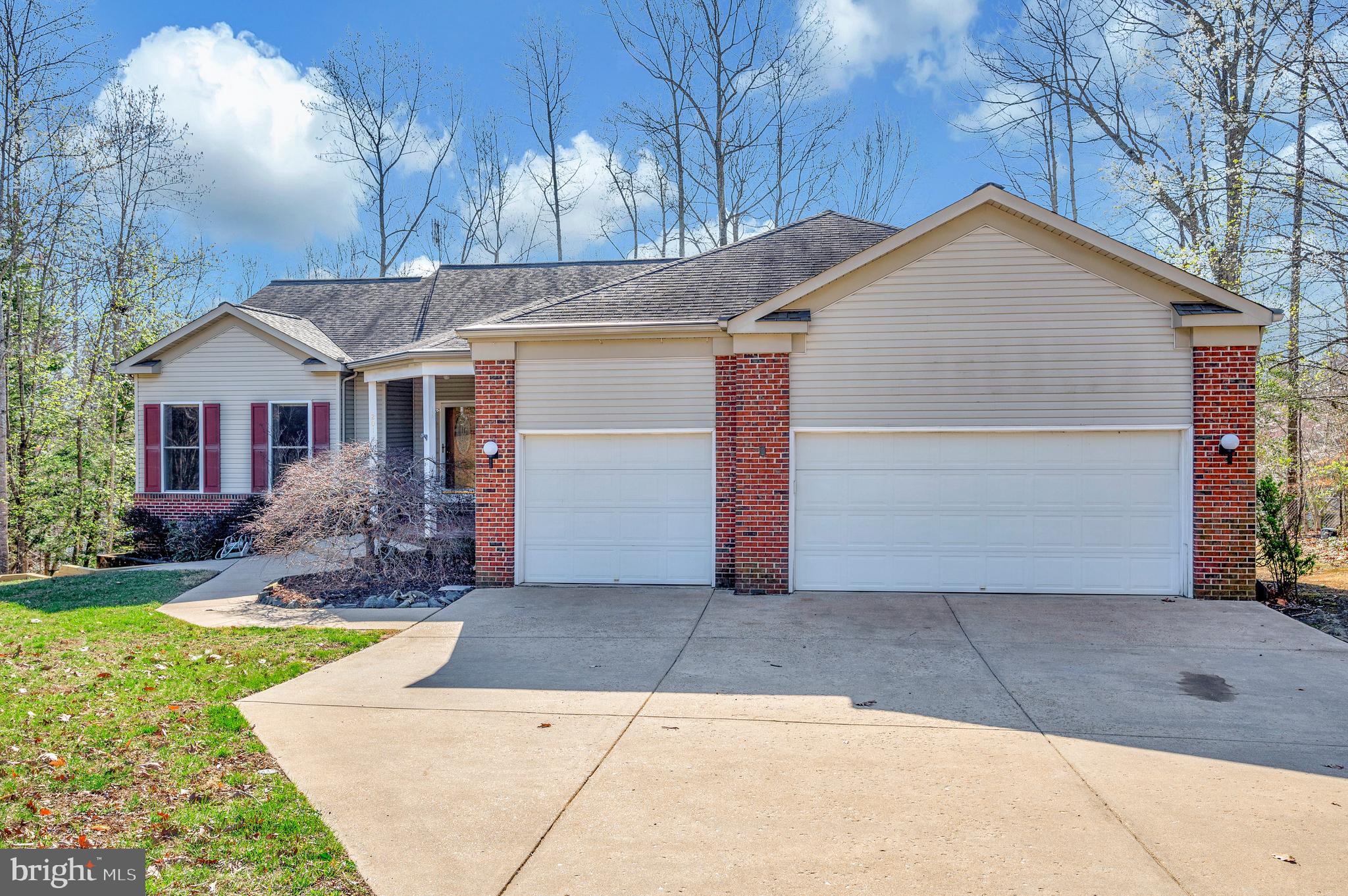 AQUIA HARBOUR - Residential