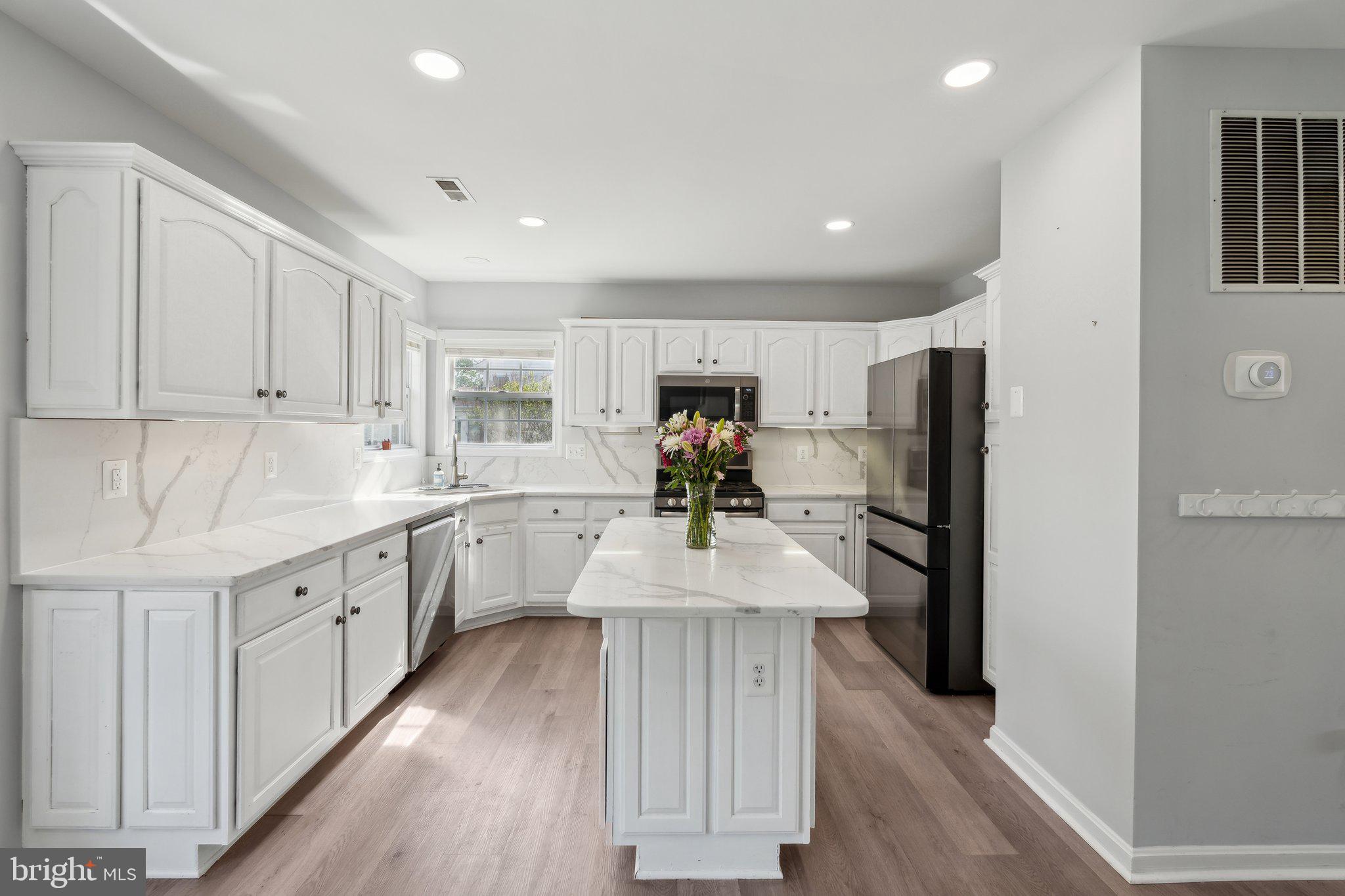 BRIDLEWOOD - Residential