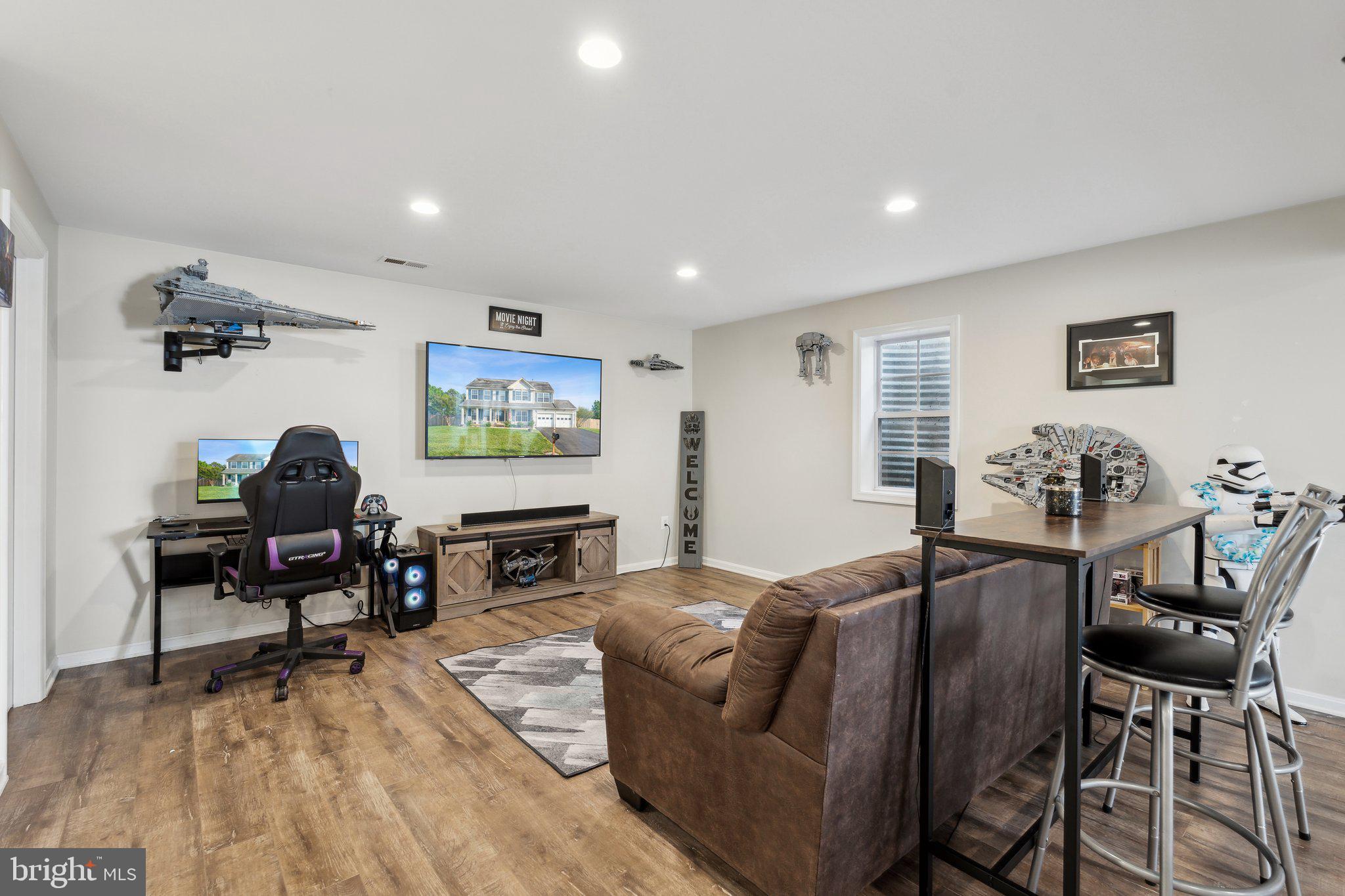 BRIDLEWOOD - Residential