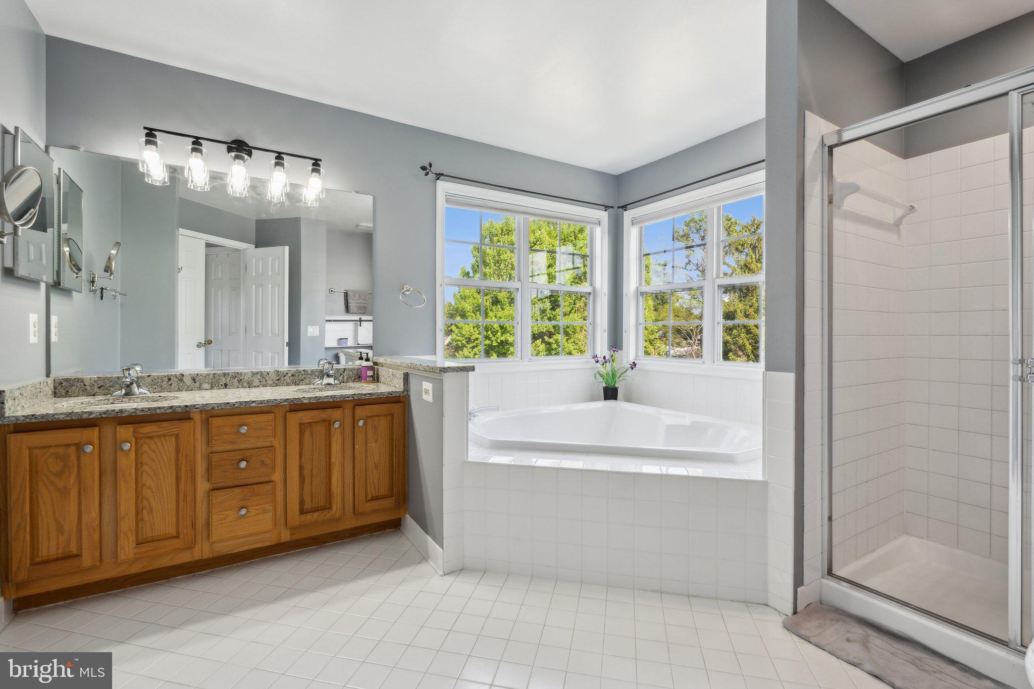 BRIDLEWOOD - Residential