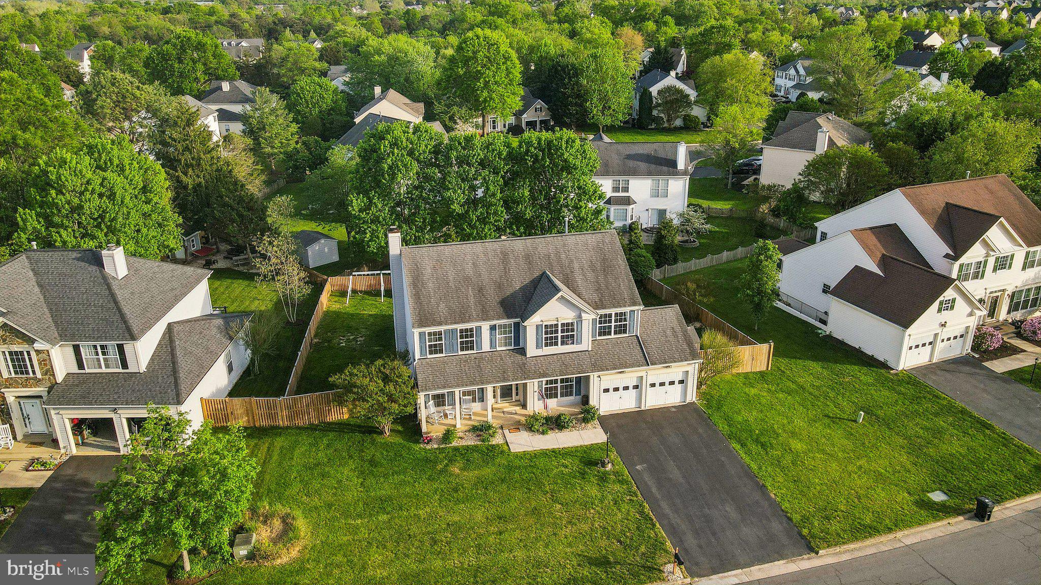 BRIDLEWOOD - Residential