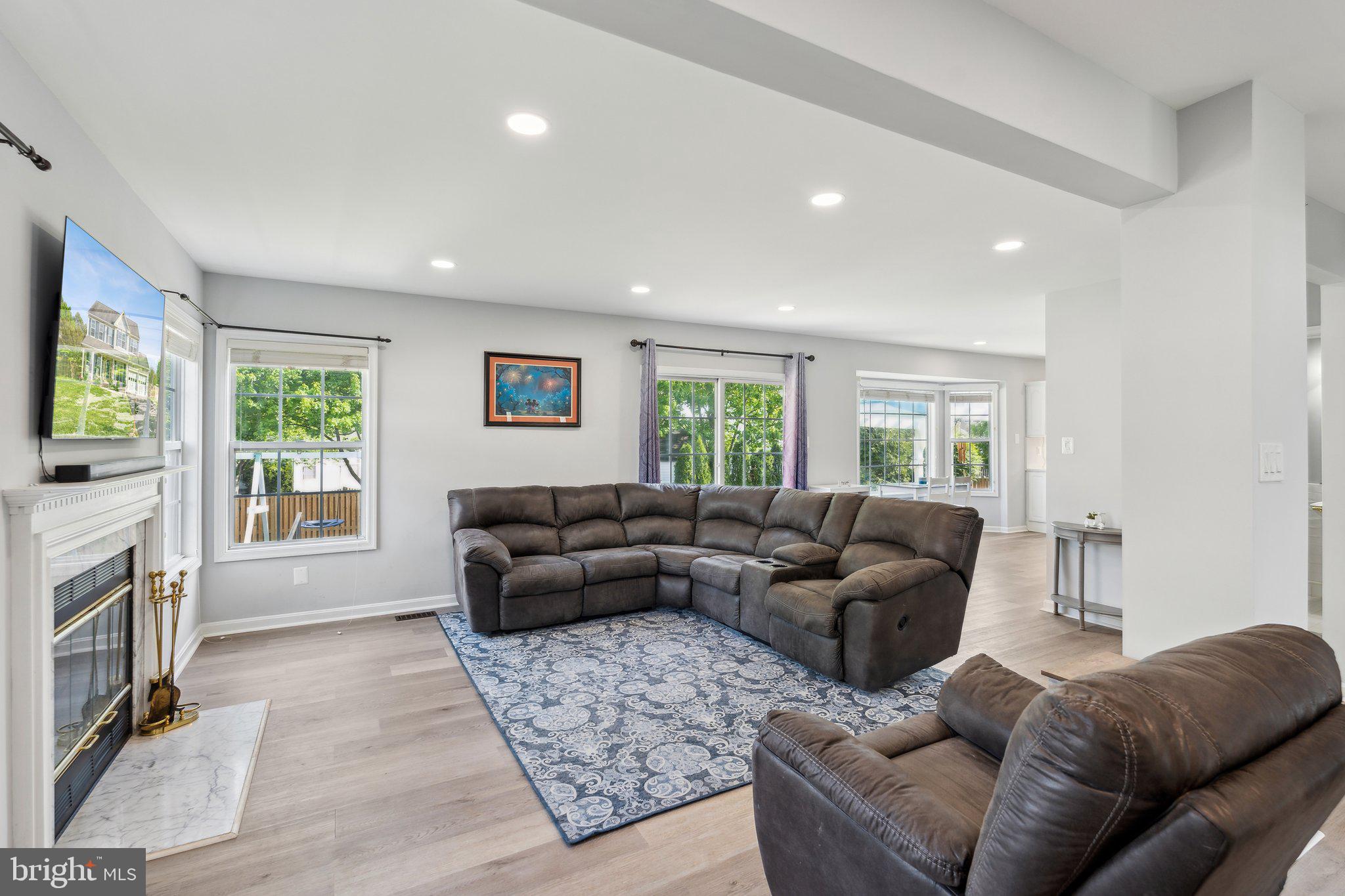 BRIDLEWOOD - Residential