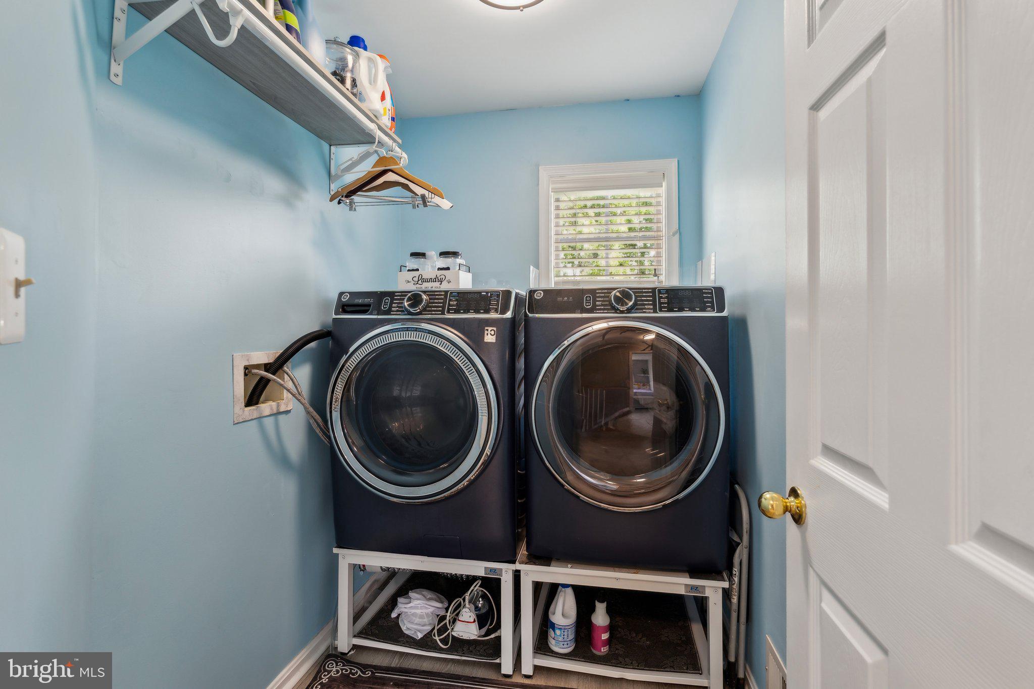 BRIDLEWOOD - Residential