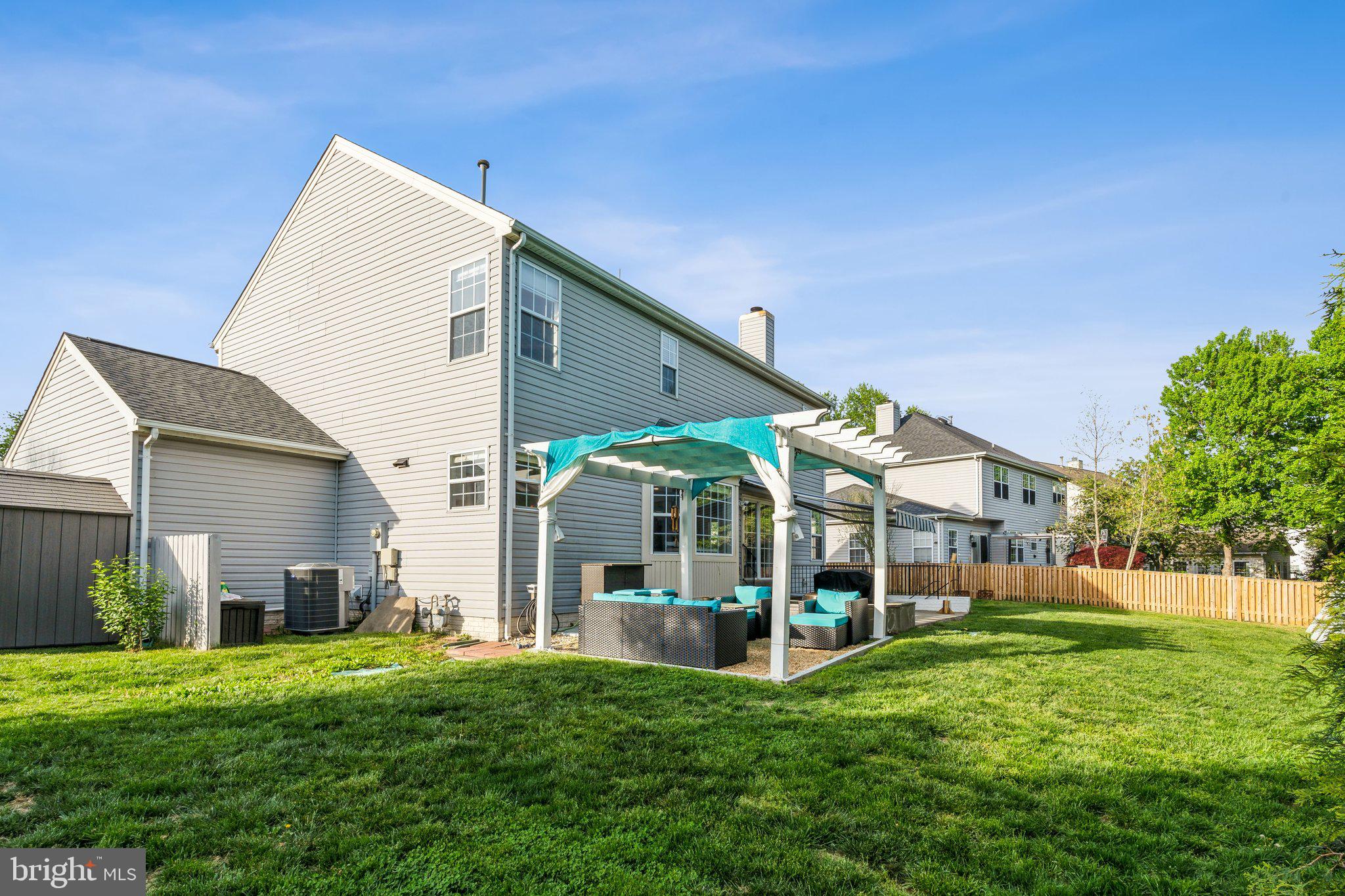 BRIDLEWOOD - Residential