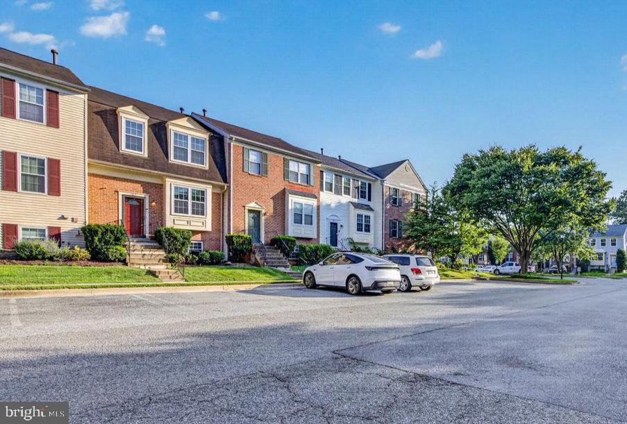 107 AUTUMN FLOWER LANE