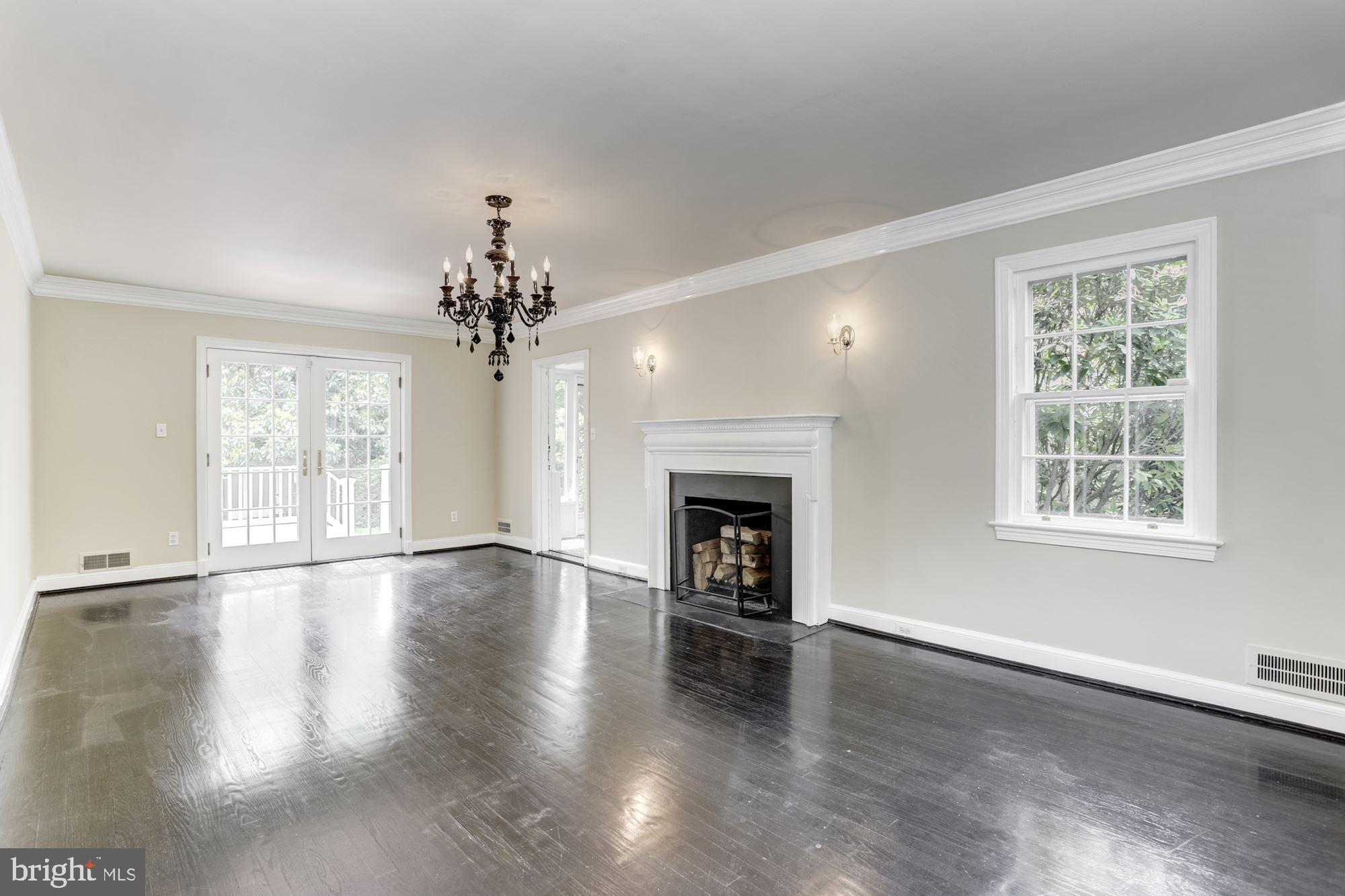 GLEN ECHO HEIGHTS - Residential