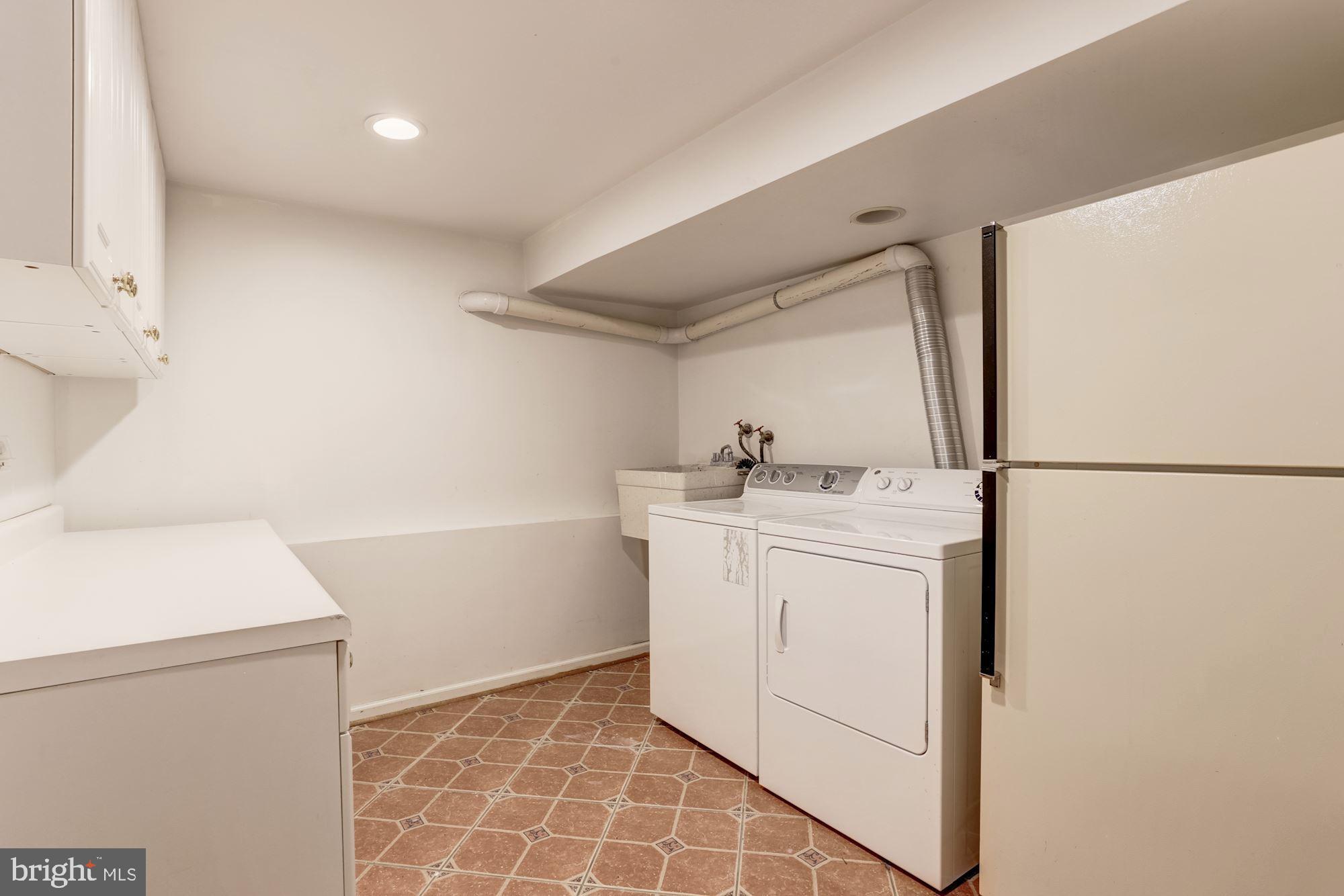 GLEN ECHO HEIGHTS - Residential