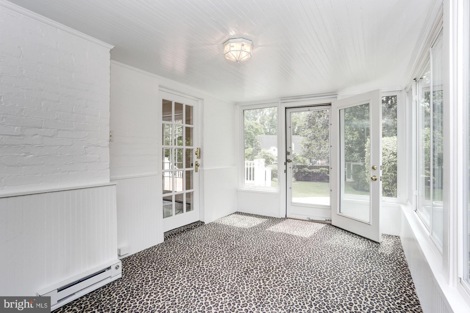 GLEN ECHO HEIGHTS - Residential