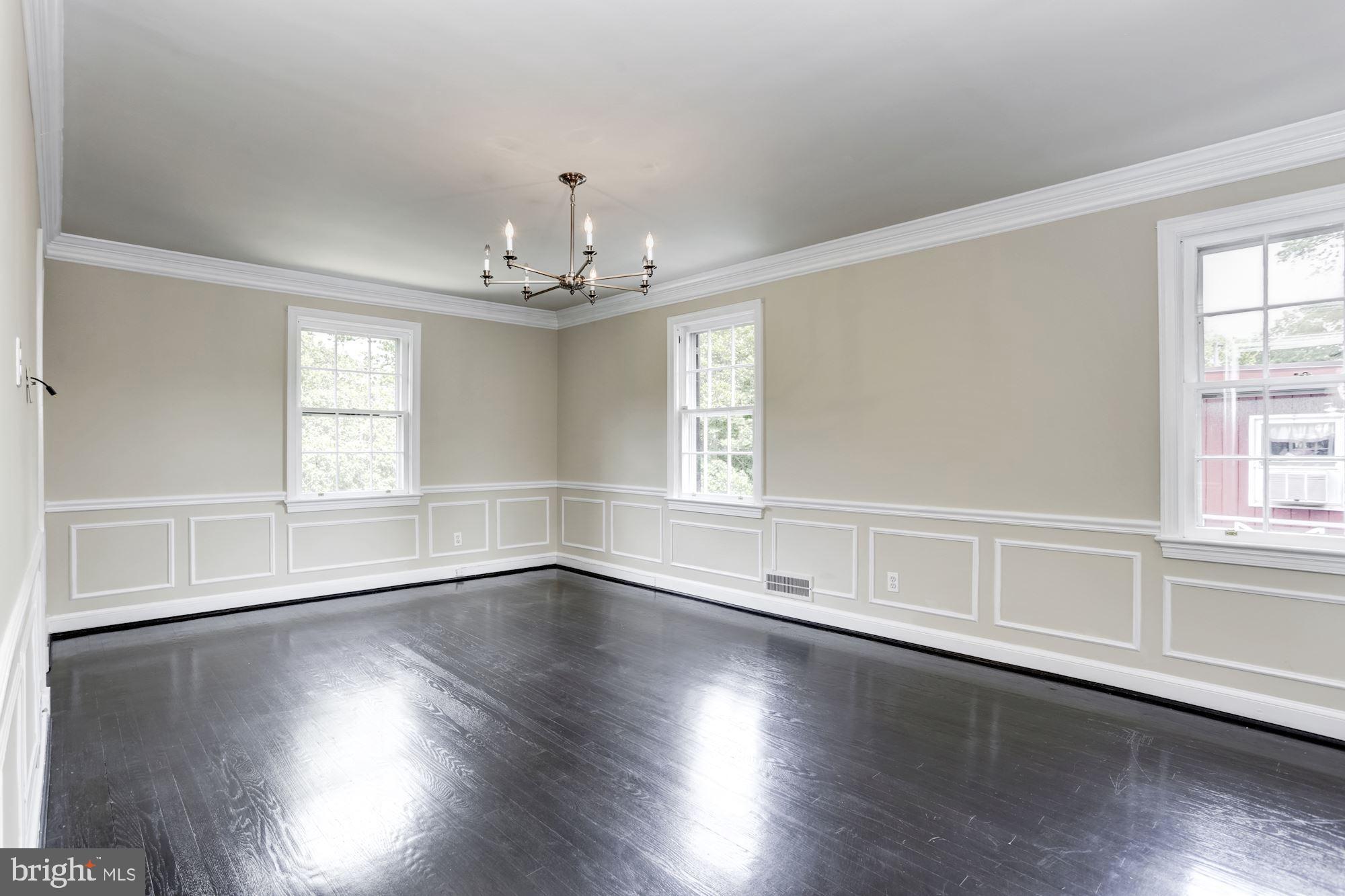 GLEN ECHO HEIGHTS - Residential